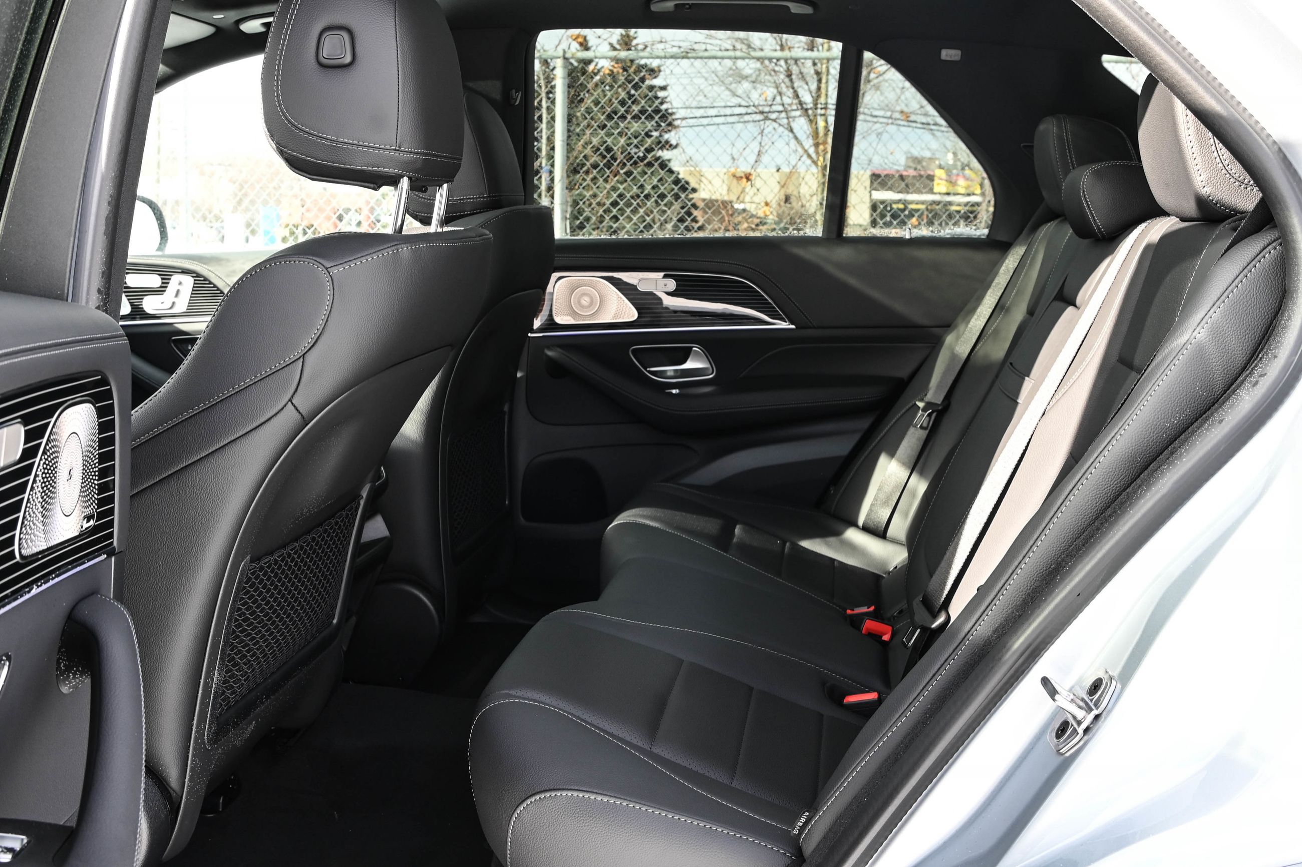 Mercedes-Benz GLE Plug-in Hybrid  2026