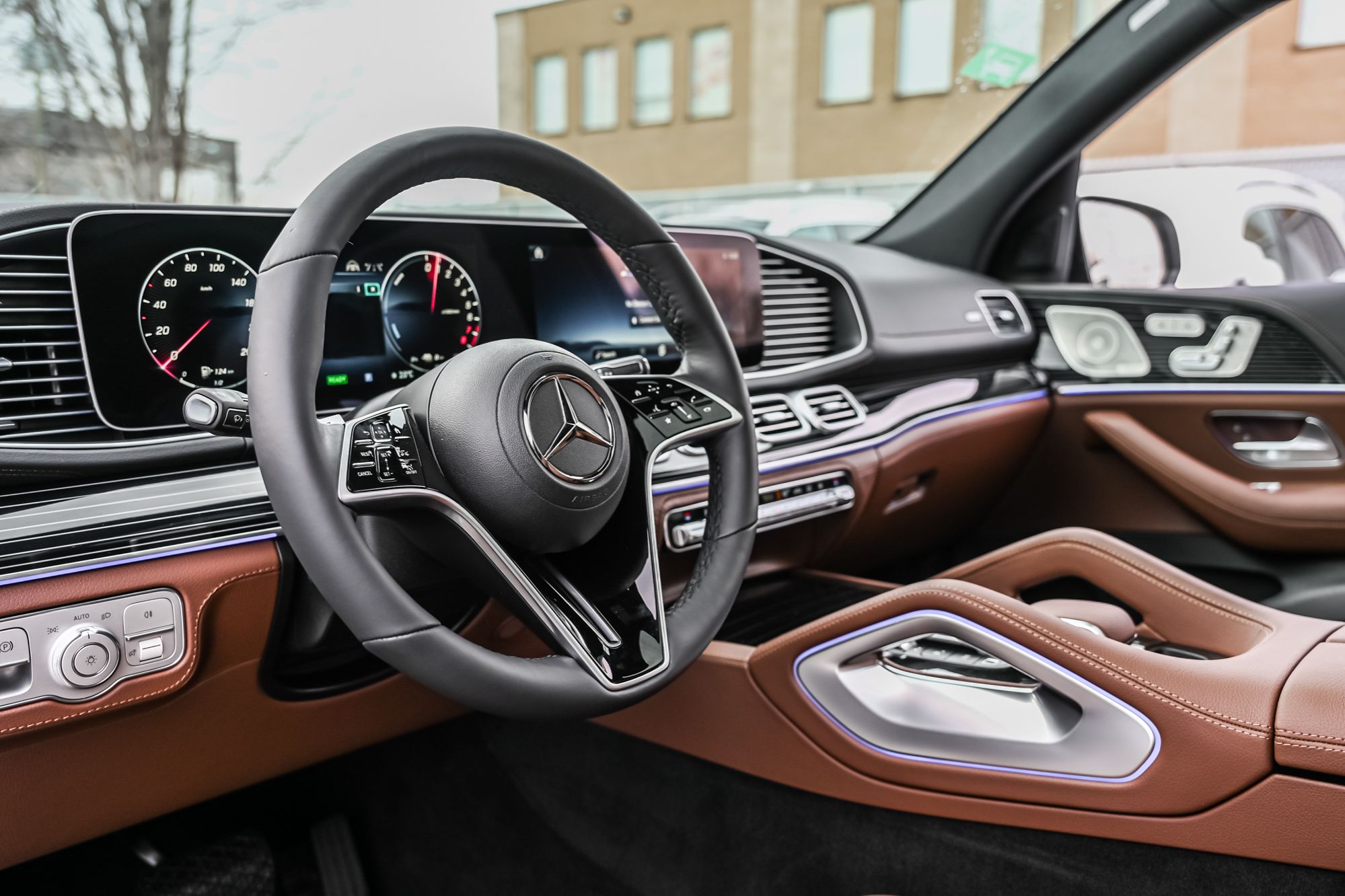 Mercedes-Benz GLE Plug-in Hybrid  2026