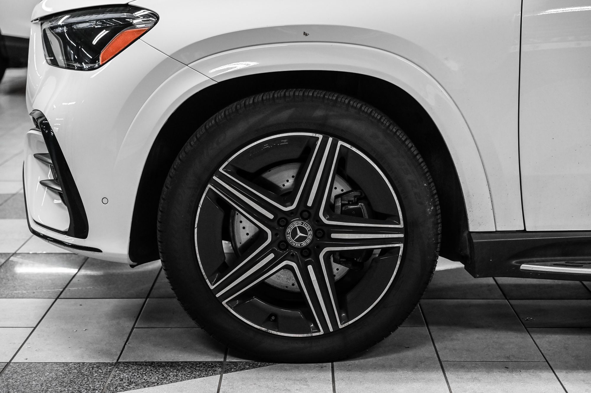 Mercedes-Benz GLE  2025