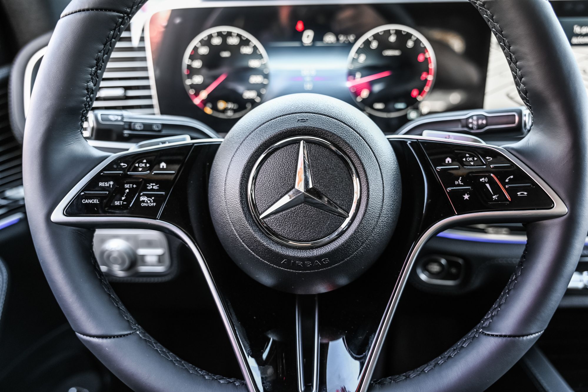 Mercedes-Benz GLE  2025