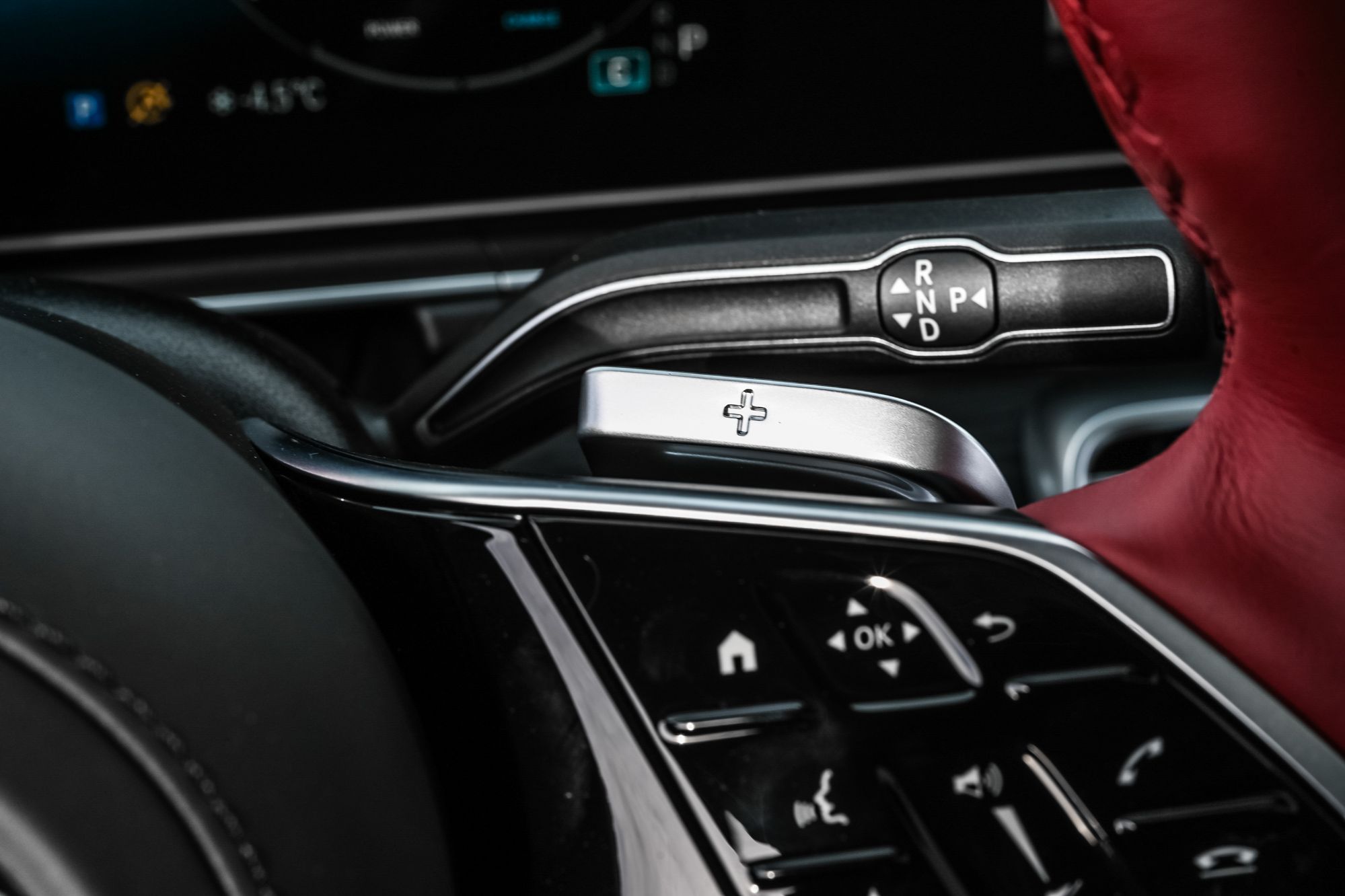 Mercedes-Benz GLE  2026