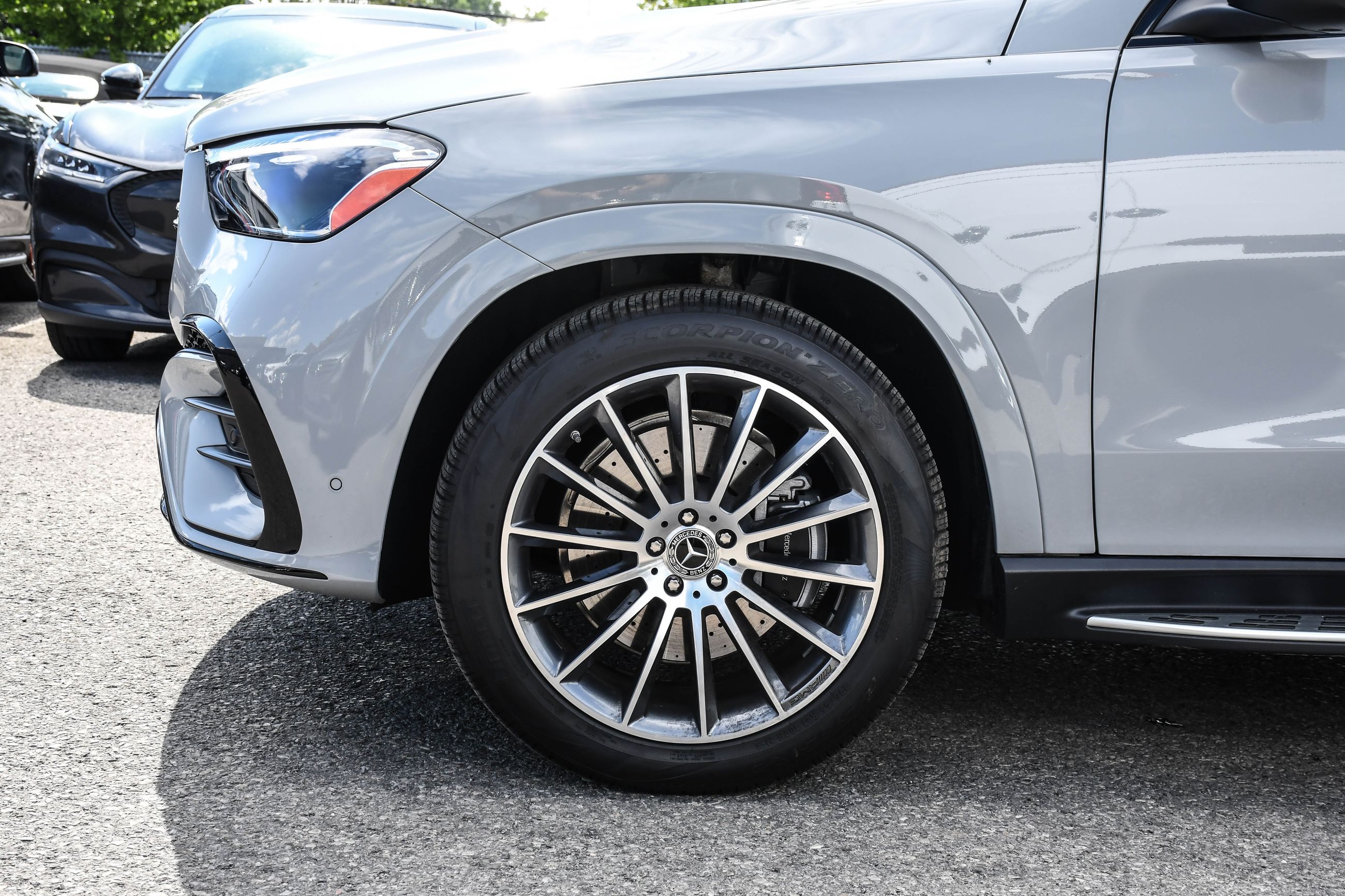 Mercedes-Benz GLE  2026