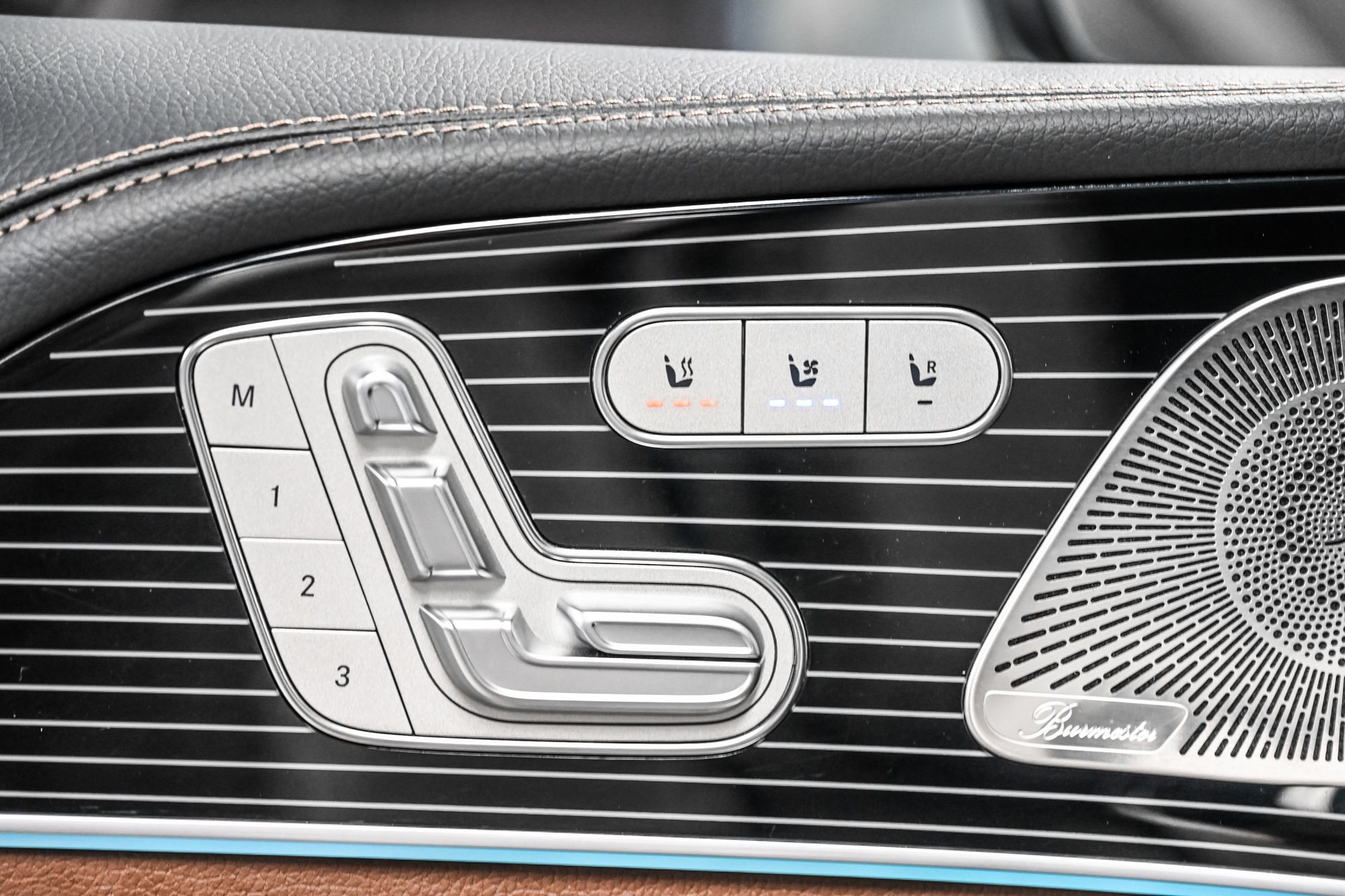 Mercedes-Benz GLE350  2025