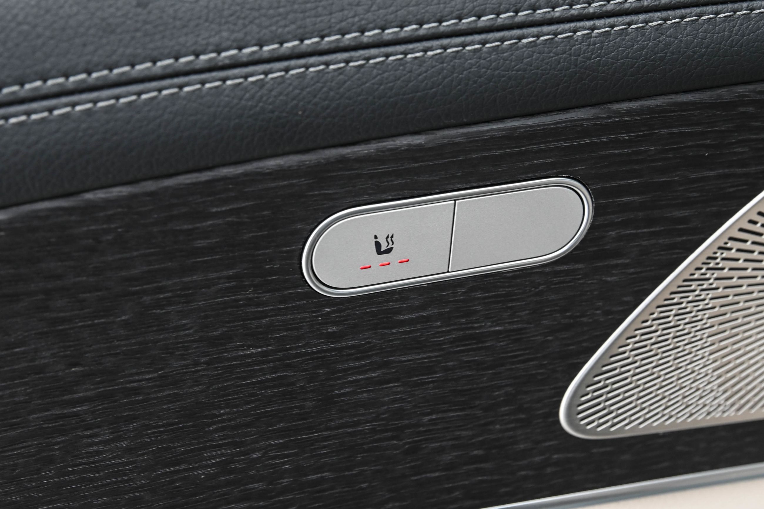 Mercedes-Benz GLE450  2023