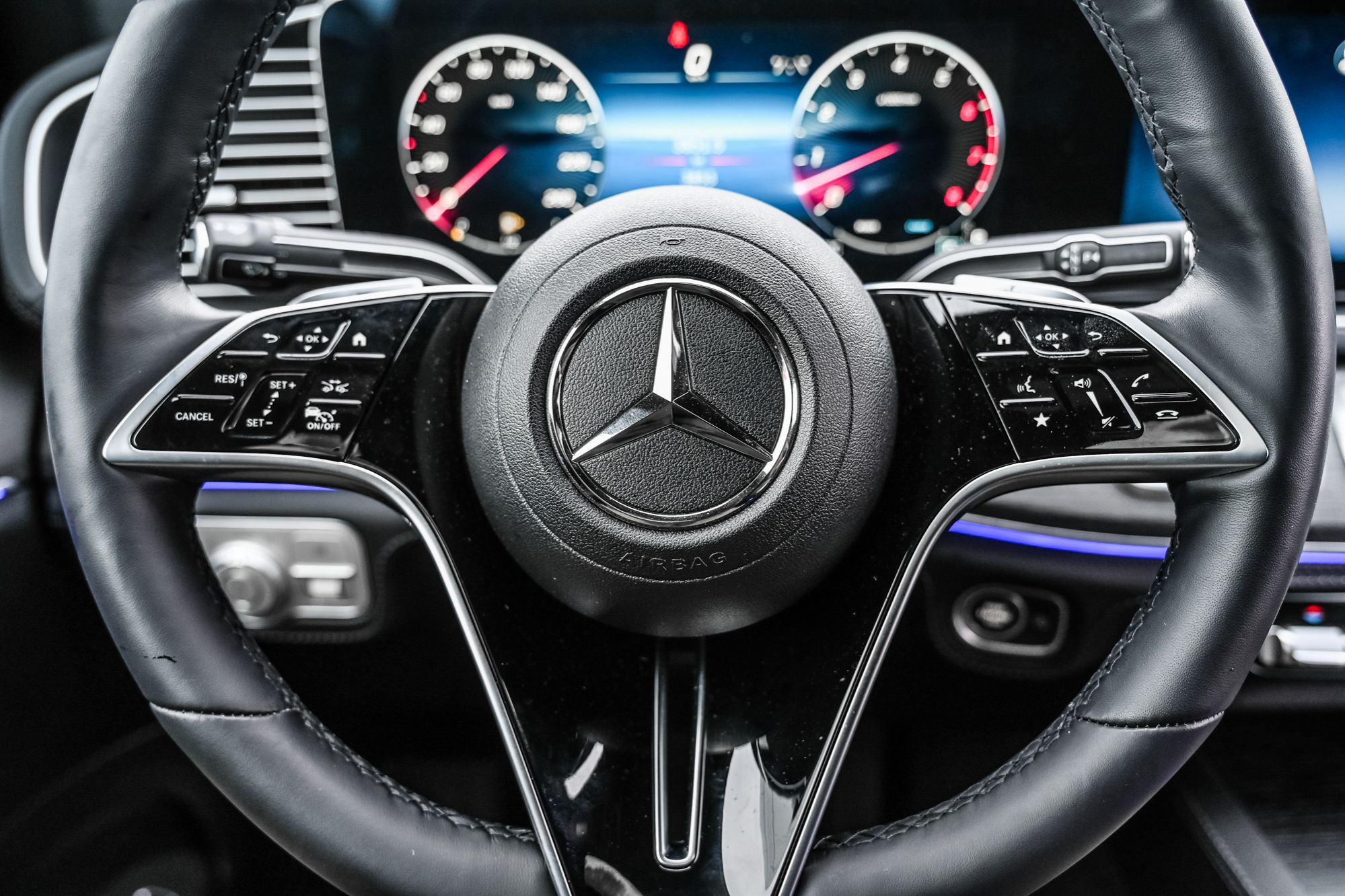 2025 Mercedes-Benz GLE450 in Dollard-des-Ormeaux, Quebec