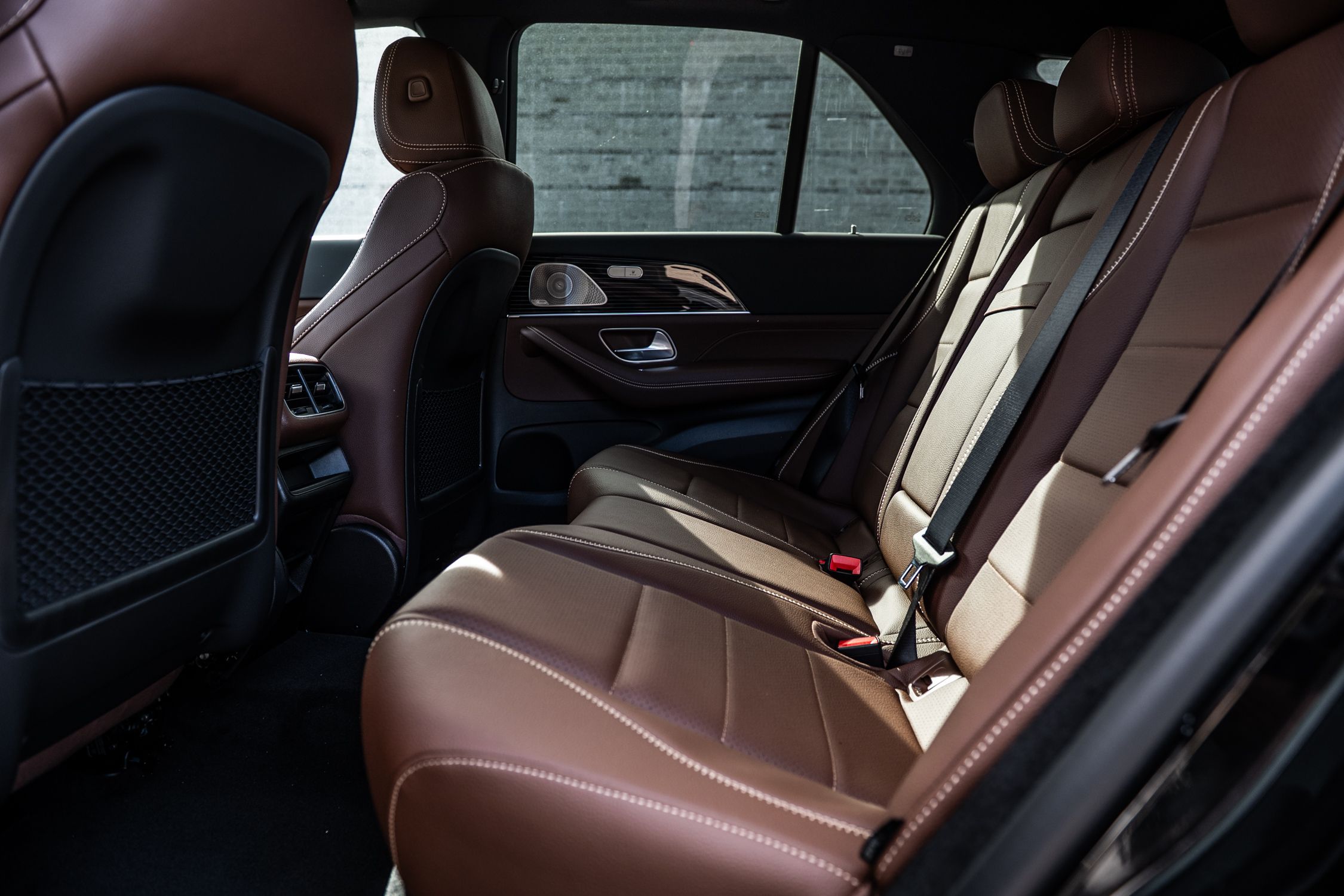 Mercedes-Benz GLE  2027