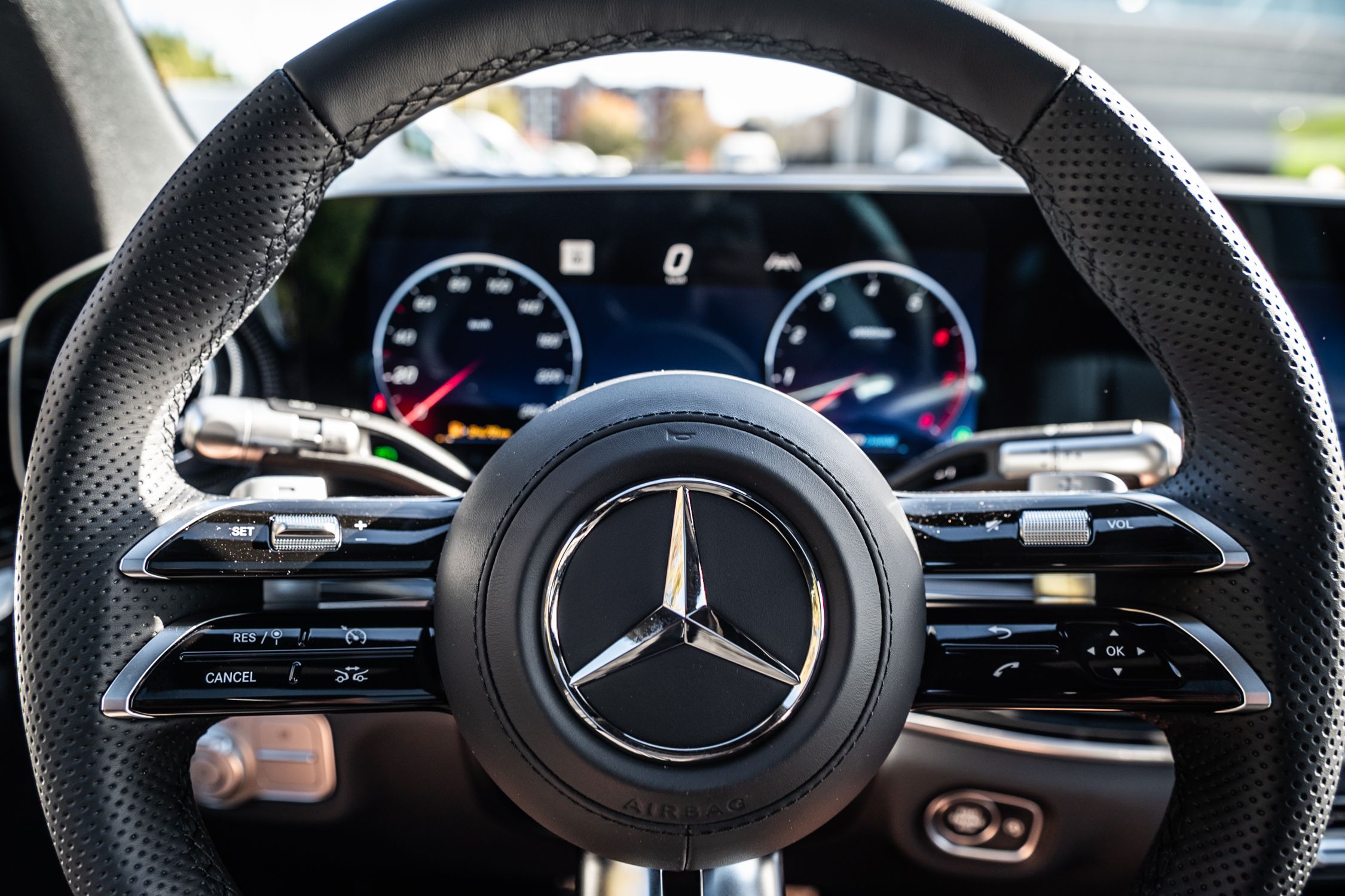 Mercedes-Benz GLE  2027