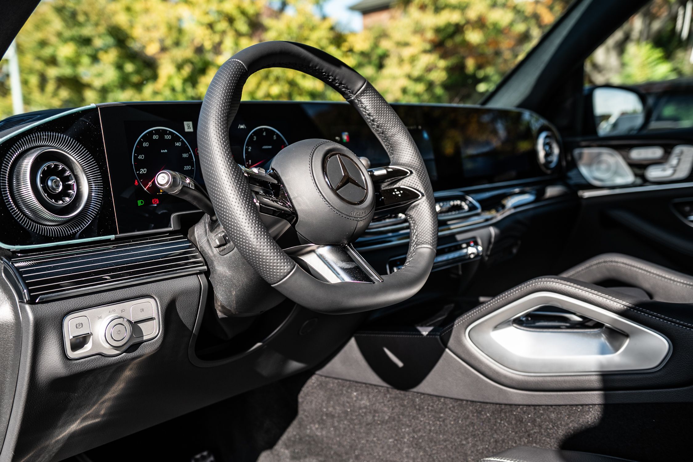 Mercedes-Benz GLE450  2027