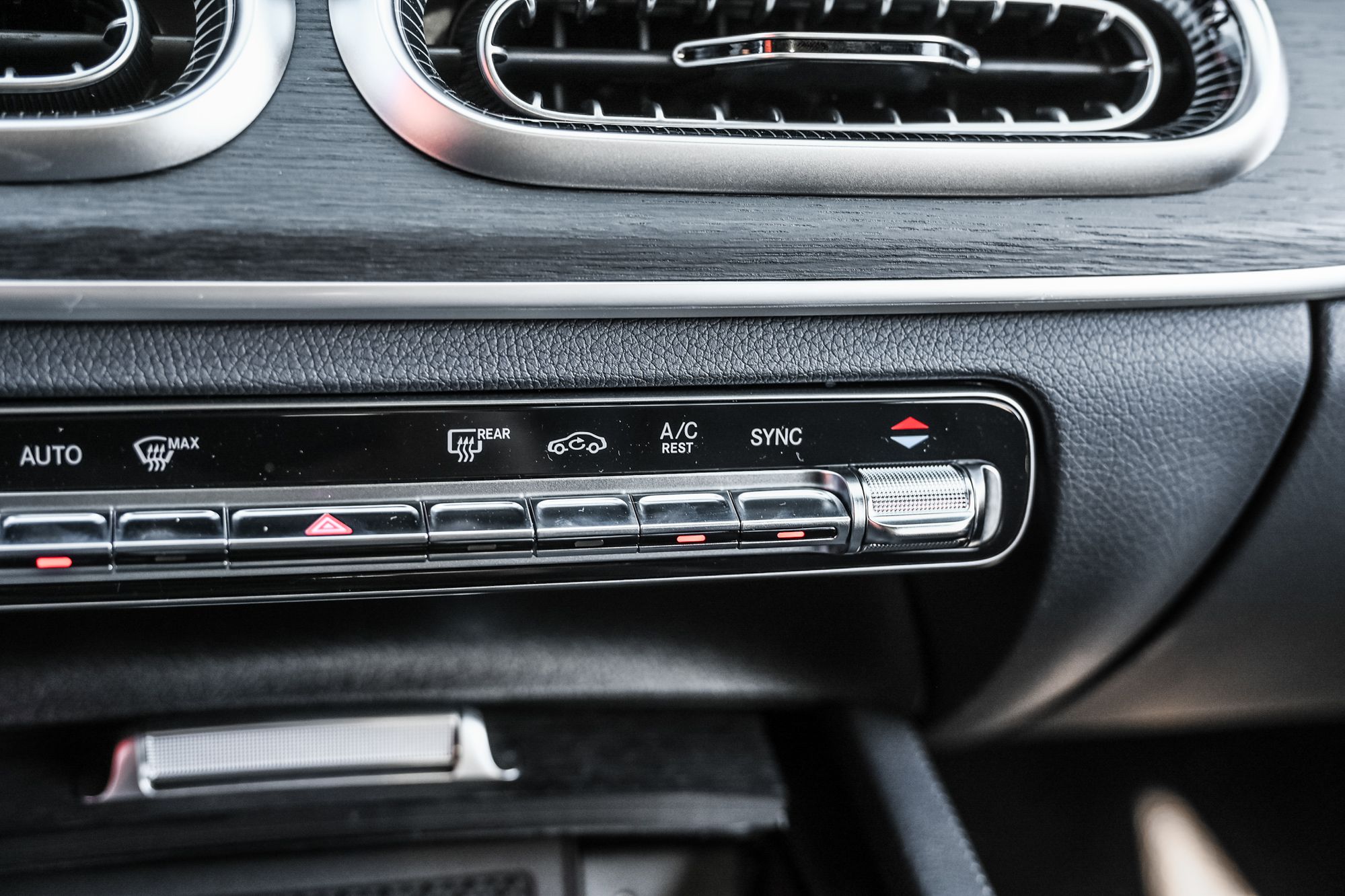Mercedes-Benz GLE450  2027