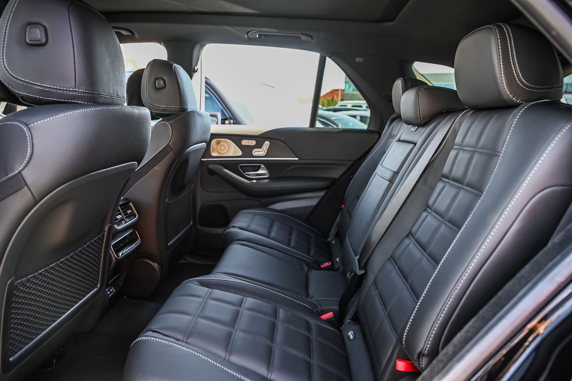 Mercedes-Benz GLE450  2027