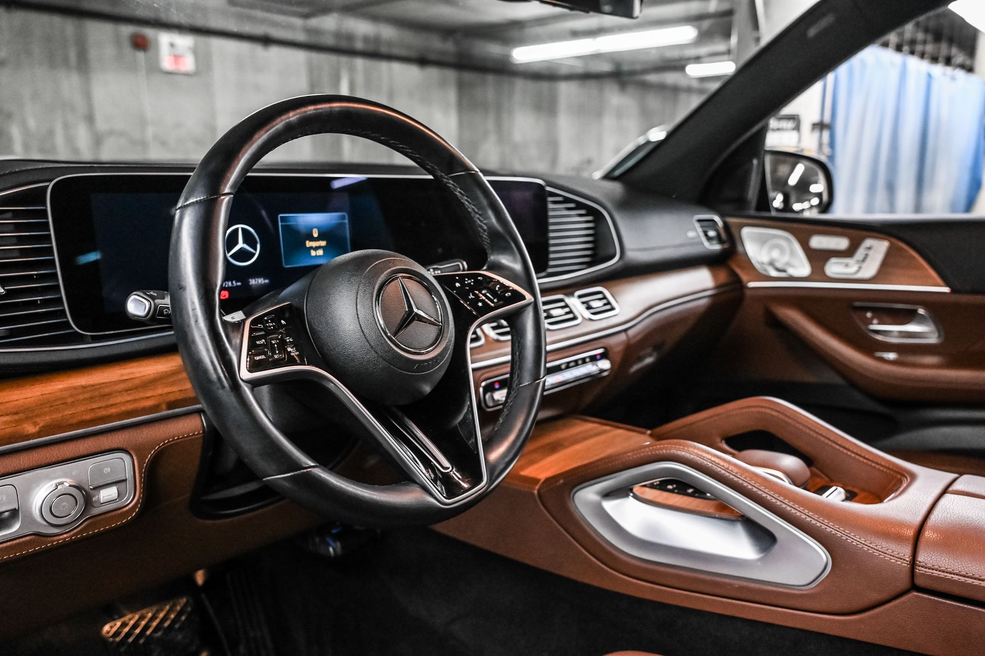 Mercedes-Benz GLE450e  2024 à Dollard-des-Ormeaux, Québec