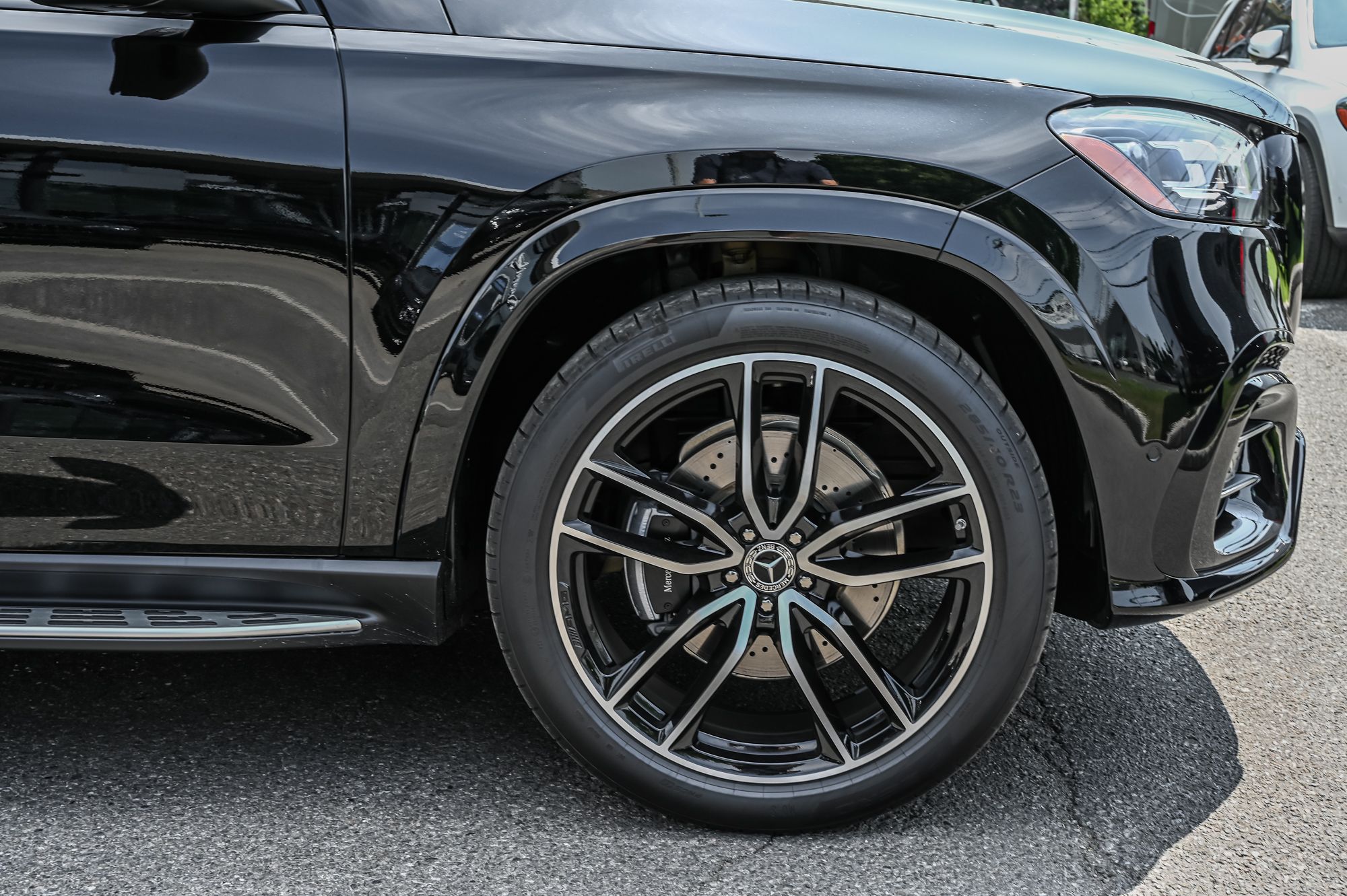 Mercedes-Benz GLS  2025 à Dollard-des-Ormeaux, Québec