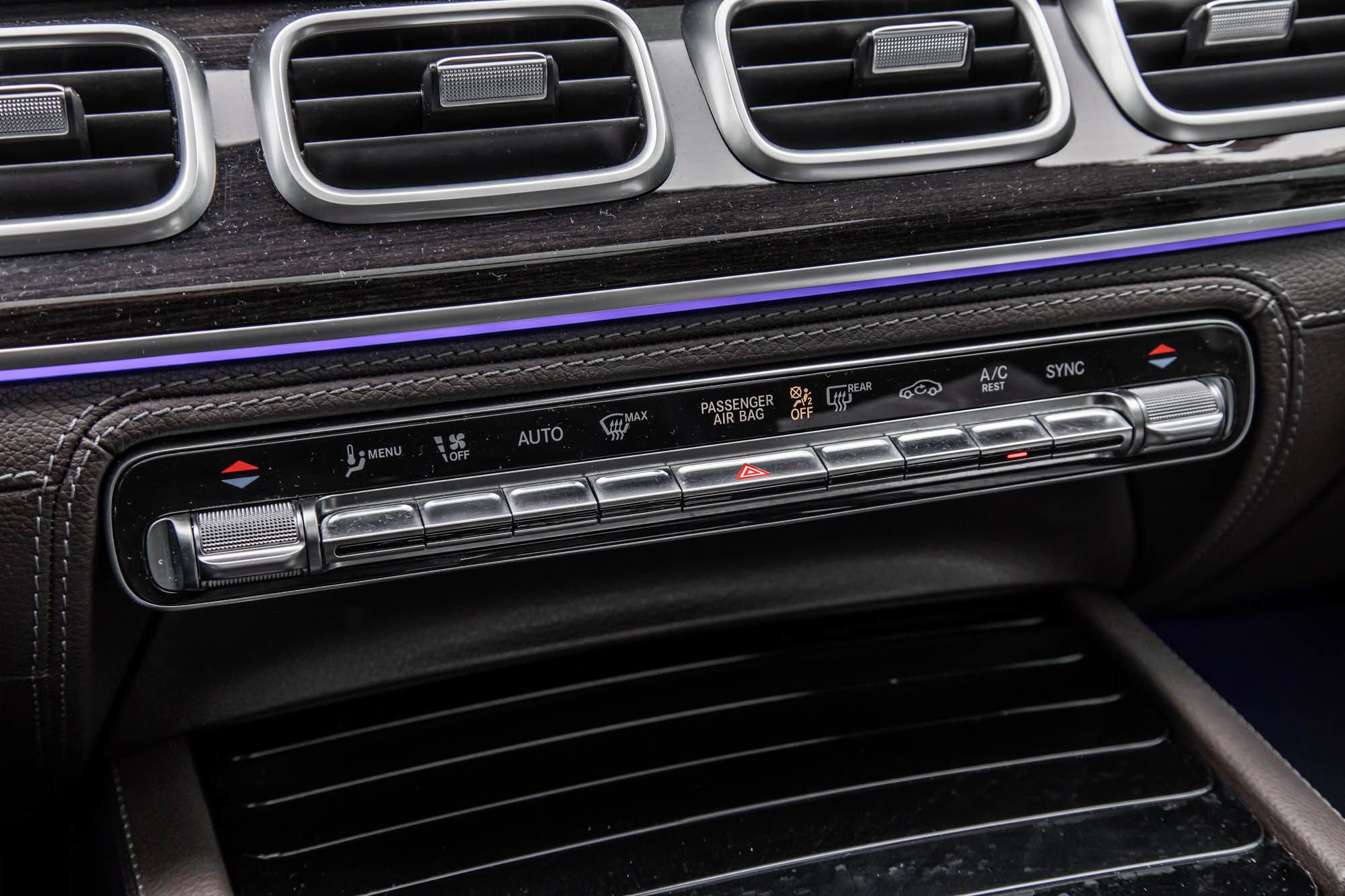 2023 Mercedes-Benz GLS580 in Dollard-des-Ormeaux, Quebec