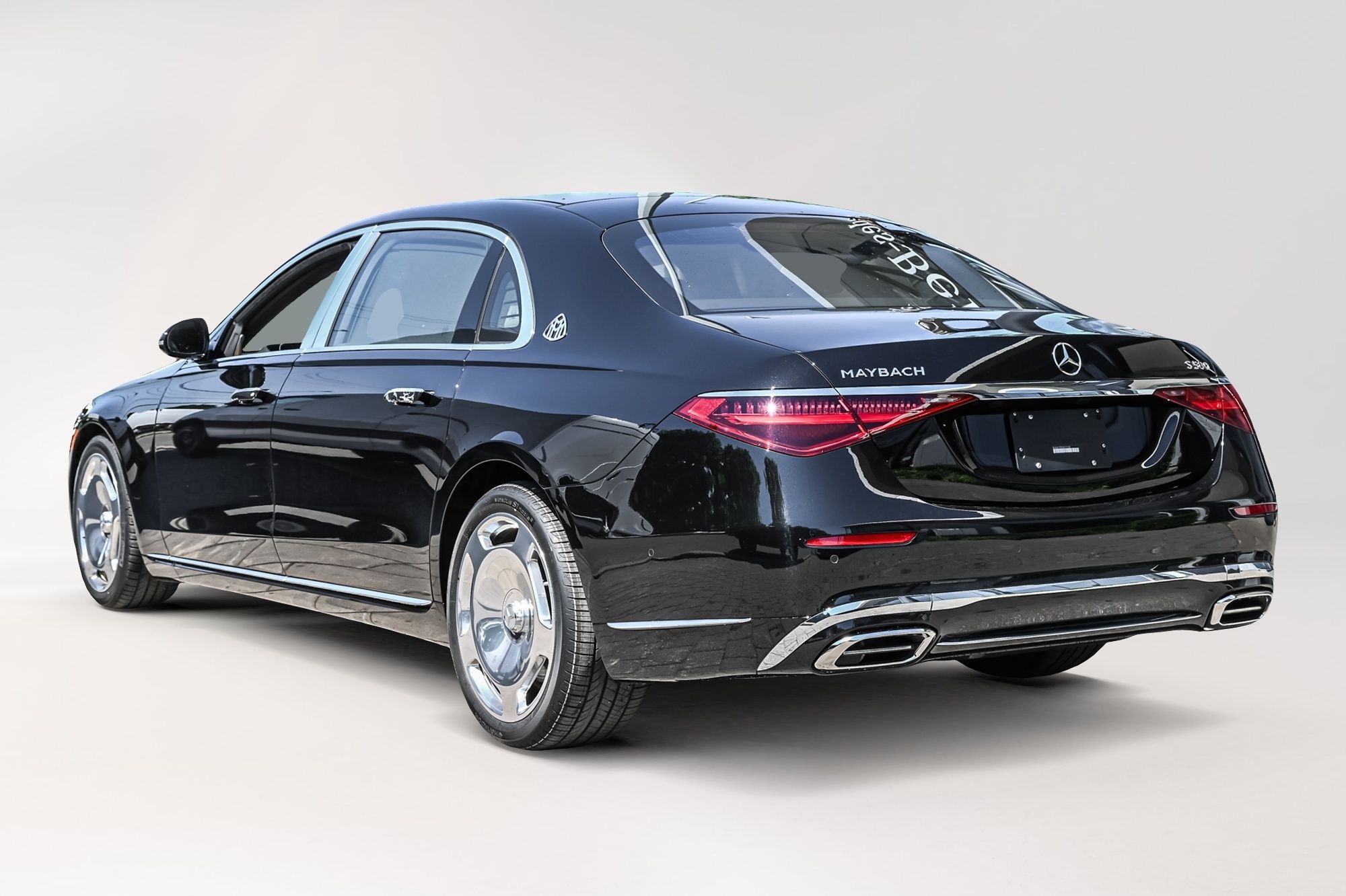 Mercedes-Benz Maybach S-Class  2024 à Dollard-des-Ormeaux, Québec