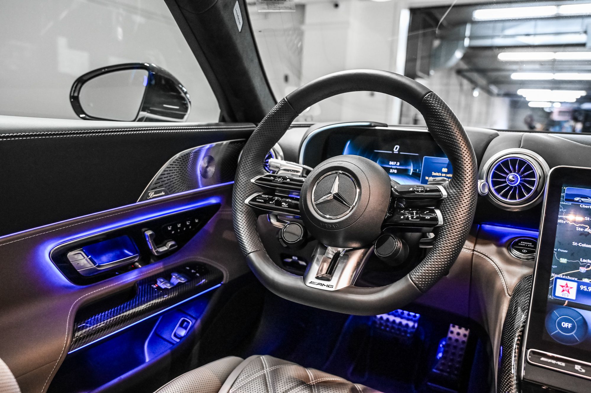 2026 Mercedes-Benz SL in Dollard-des-Ormeaux, Quebec