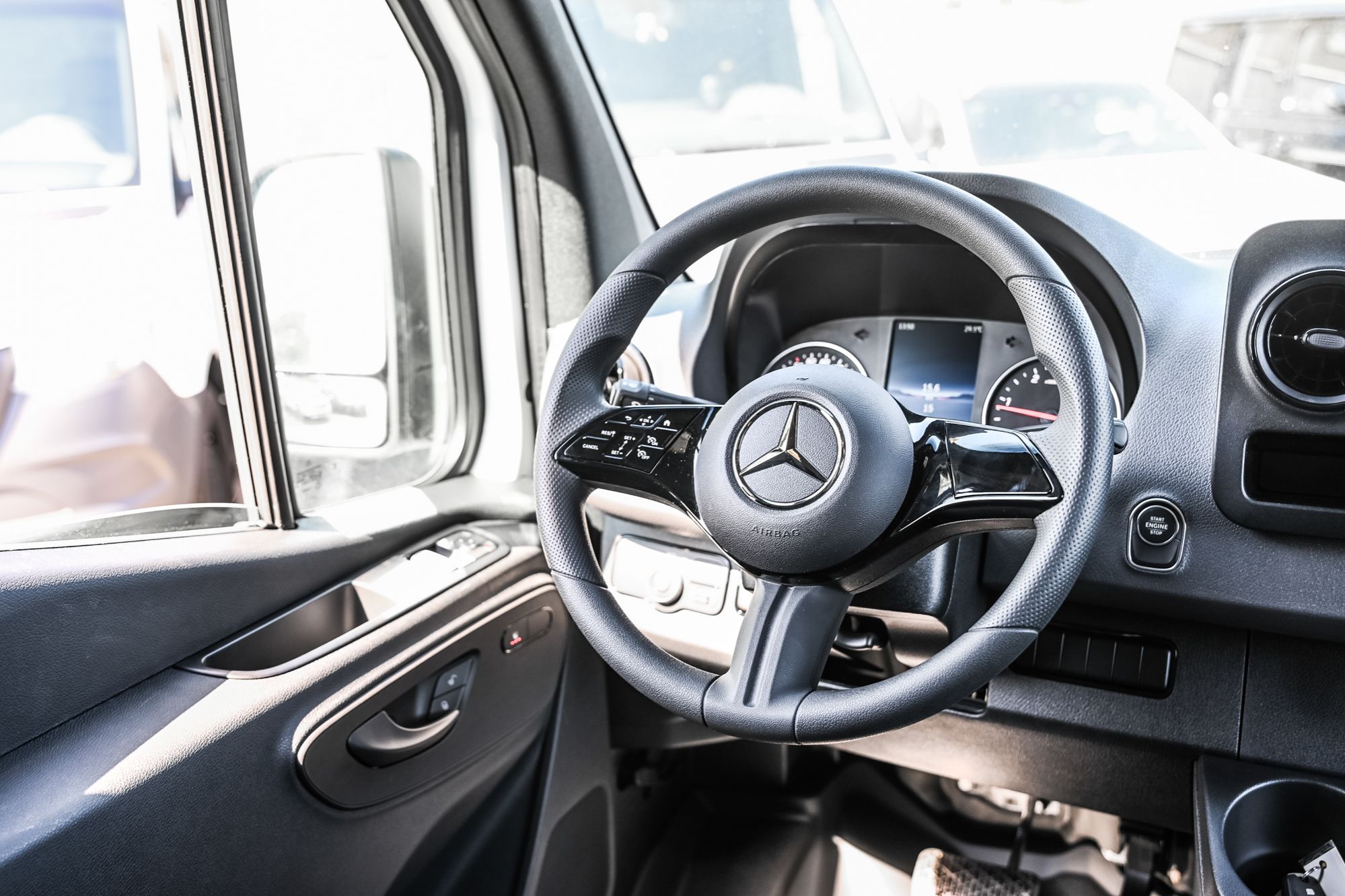 2025 Mercedes-Benz Sprinter 2500