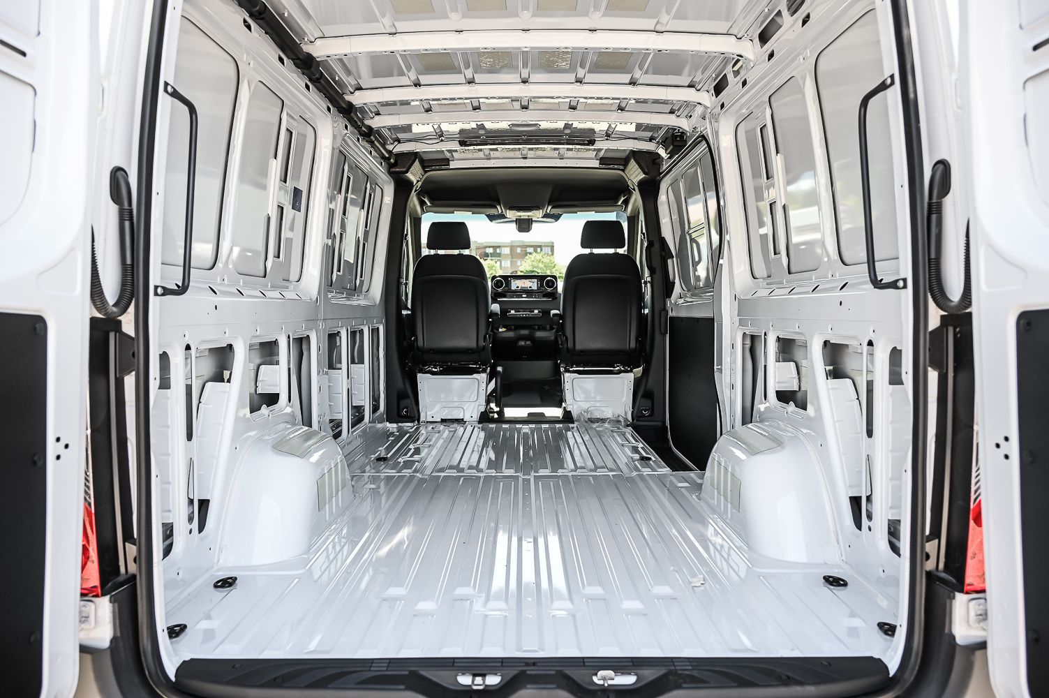 2025 Mercedes-Benz Sprinter 2500 in Dollard-des-Ormeaux, Quebec