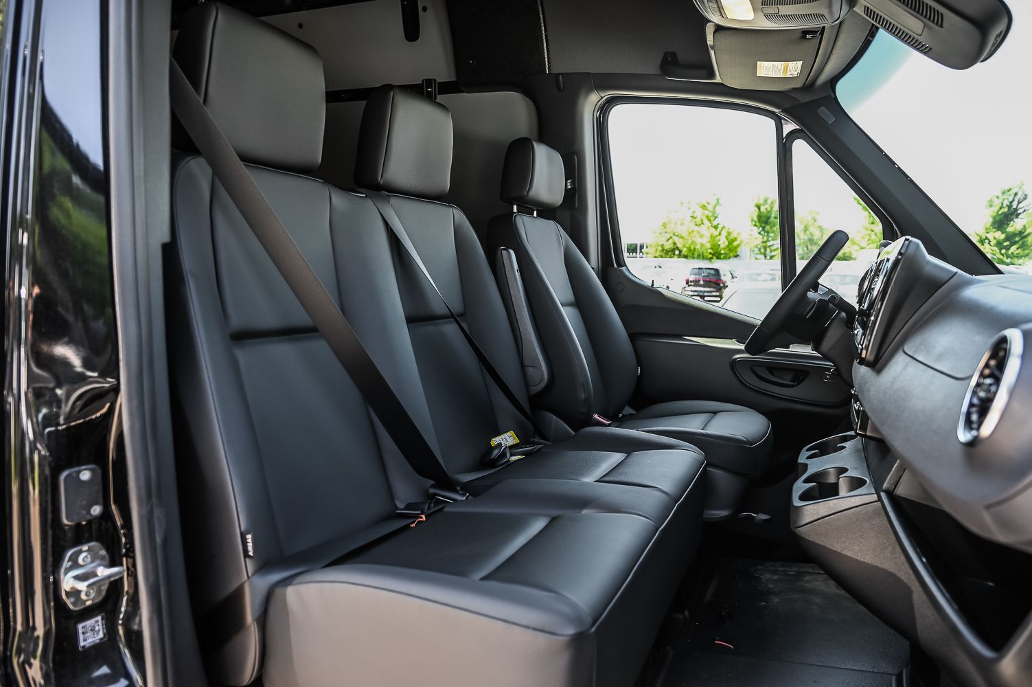 2025 Mercedes-Benz Sprinter 2500 in Dollard-des-Ormeaux, Quebec