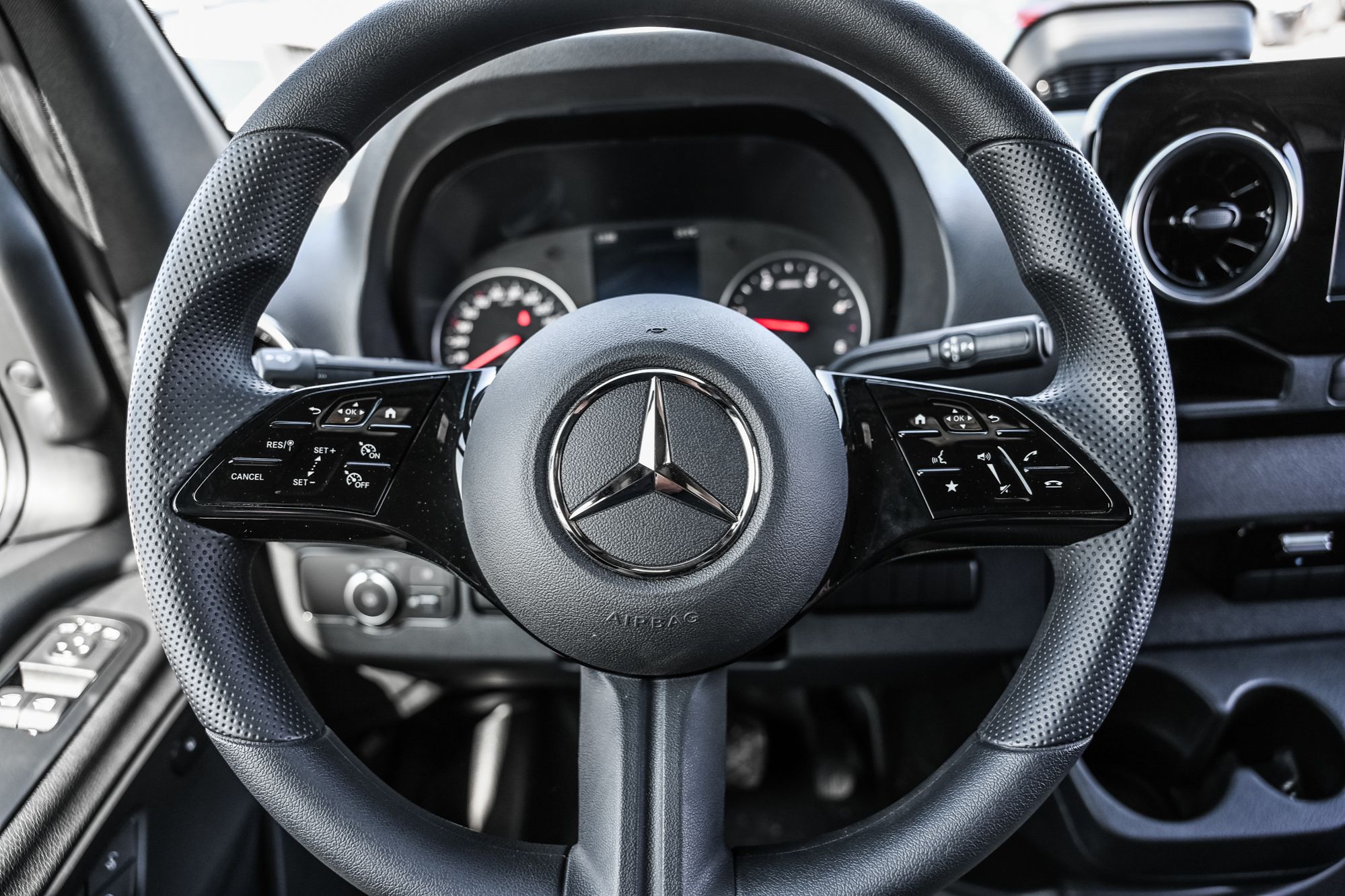 2026 Mercedes-Benz Sprinter 2500 in Dollard-des-Ormeaux, Quebec
