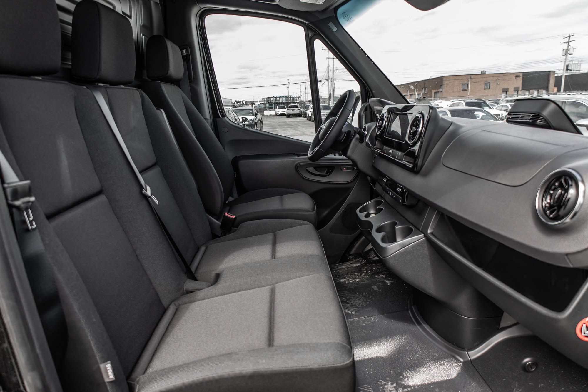 2026 Mercedes-Benz Sprinter 2500 in Dollard-des-Ormeaux, Quebec
