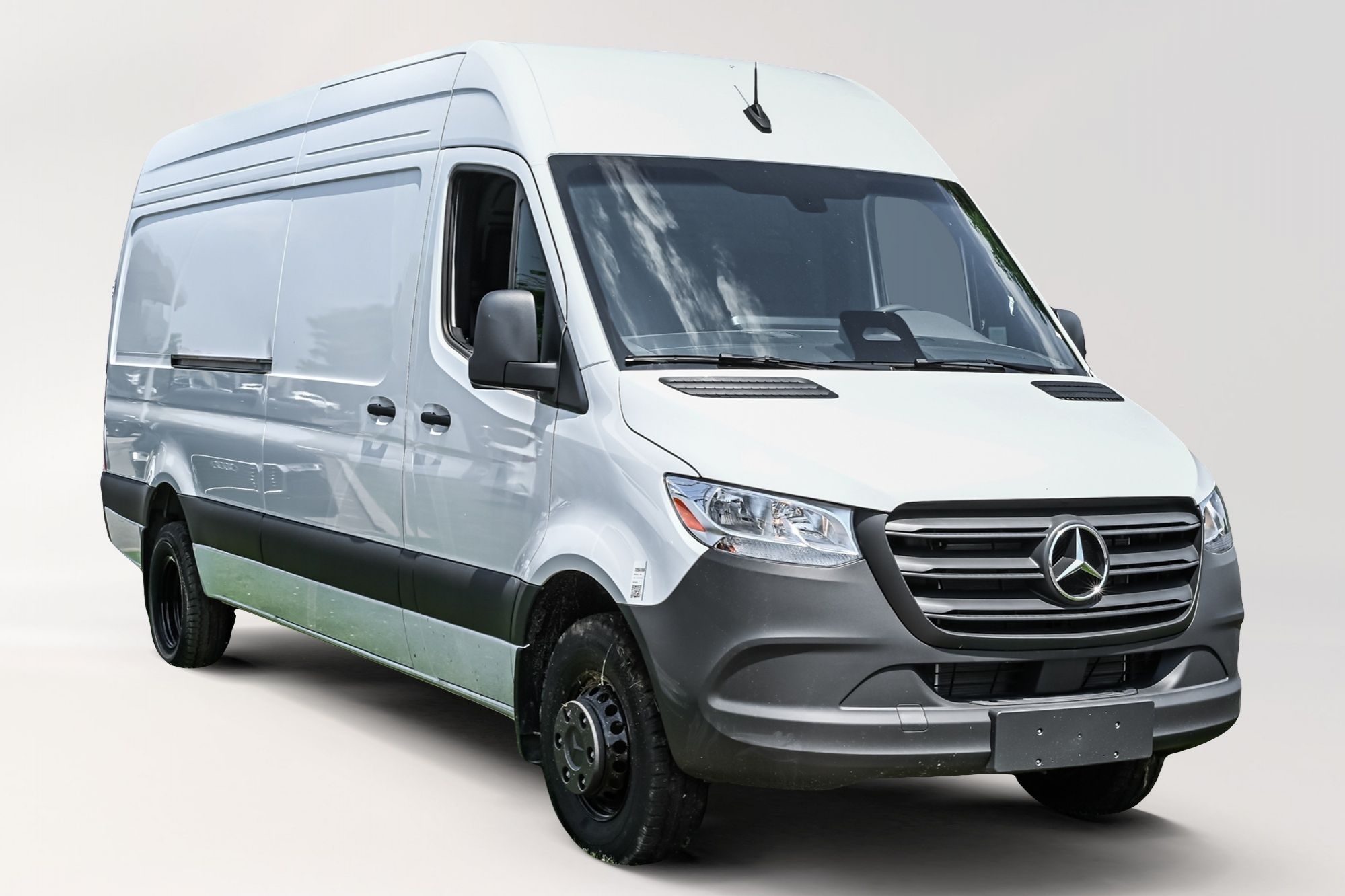 Mercedes-Benz Sprinter 3500  2025 à Dollard-des-Ormeaux, Québec