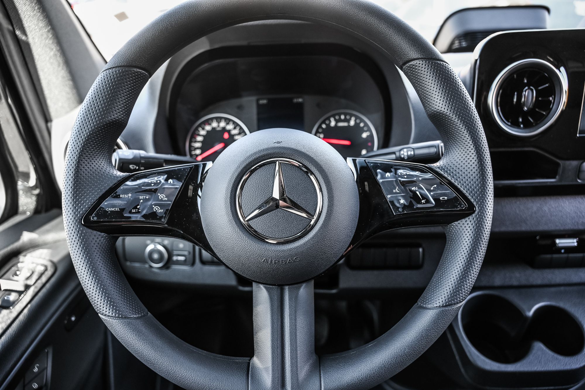 Mercedes-Benz Sprinter Cargo Van  2026 à Dollard-des-Ormeaux, Québec
