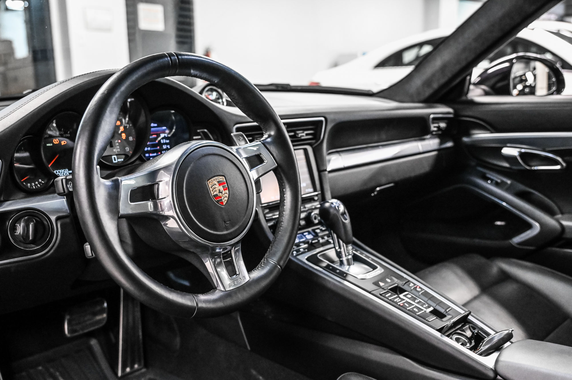 2013 Porsche 911 in Dollard-des-Ormeaux, Quebec