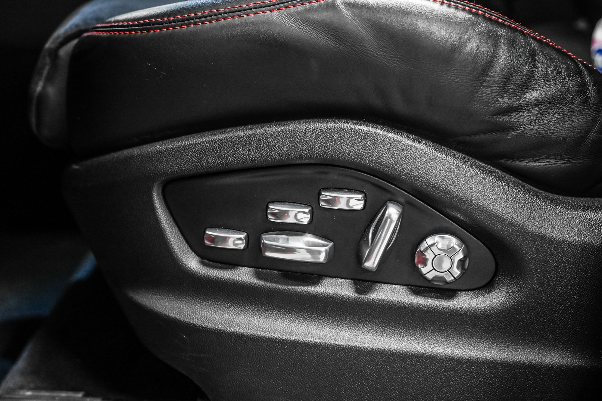 Porsche Cayenne  2021