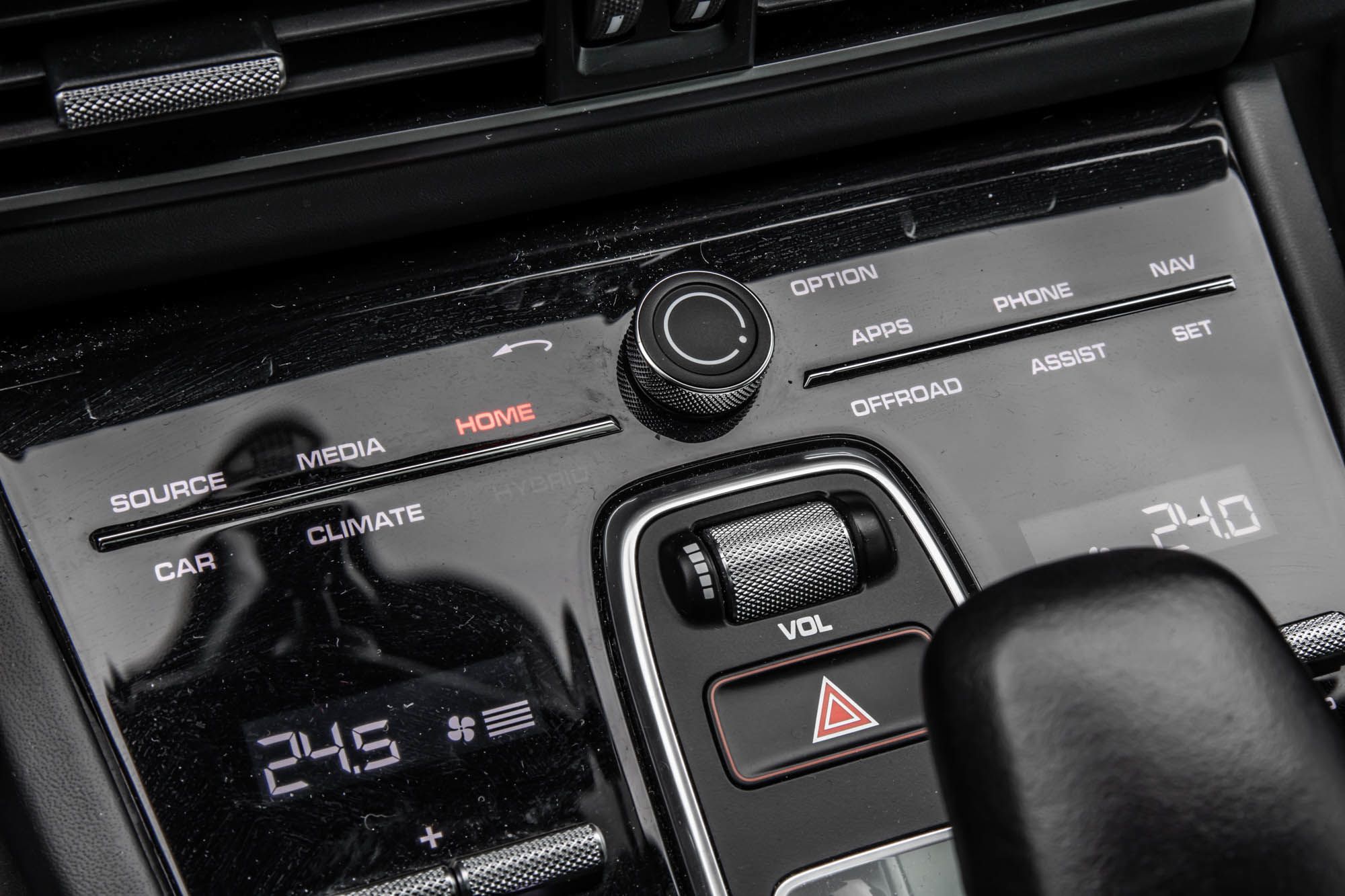 2023 Porsche Cayenne in Dollard-des-Ormeaux, Quebec