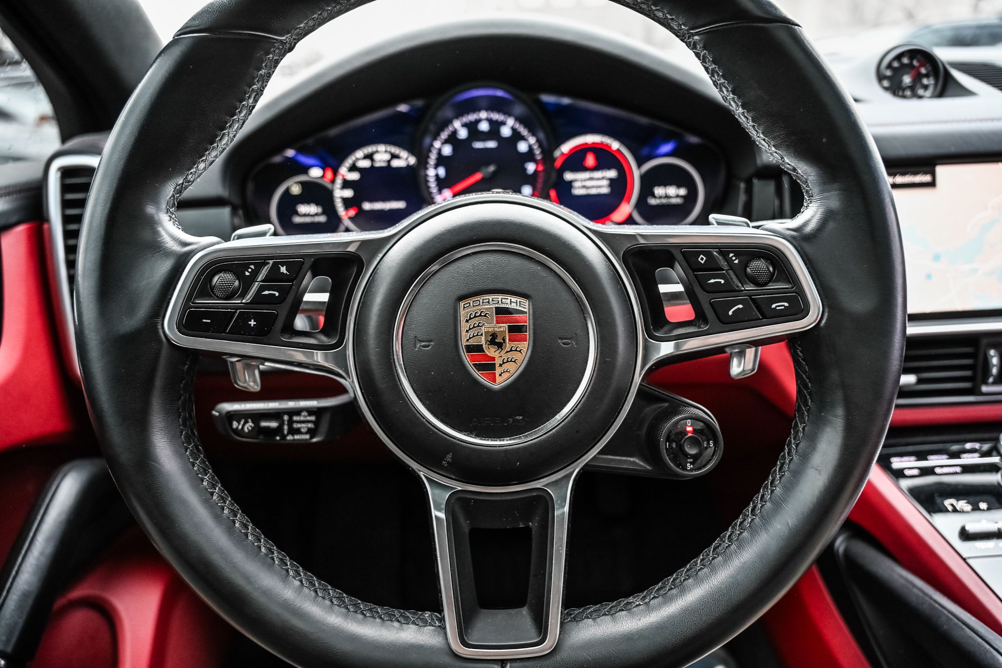 Porsche Cayenne  2023 à Dollard-des-Ormeaux, Québec