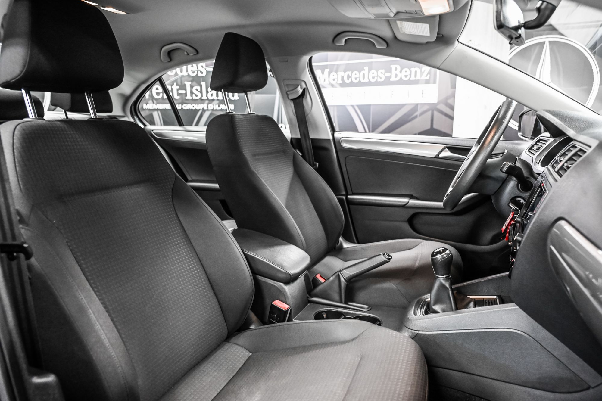 Volkswagen Jetta  2017