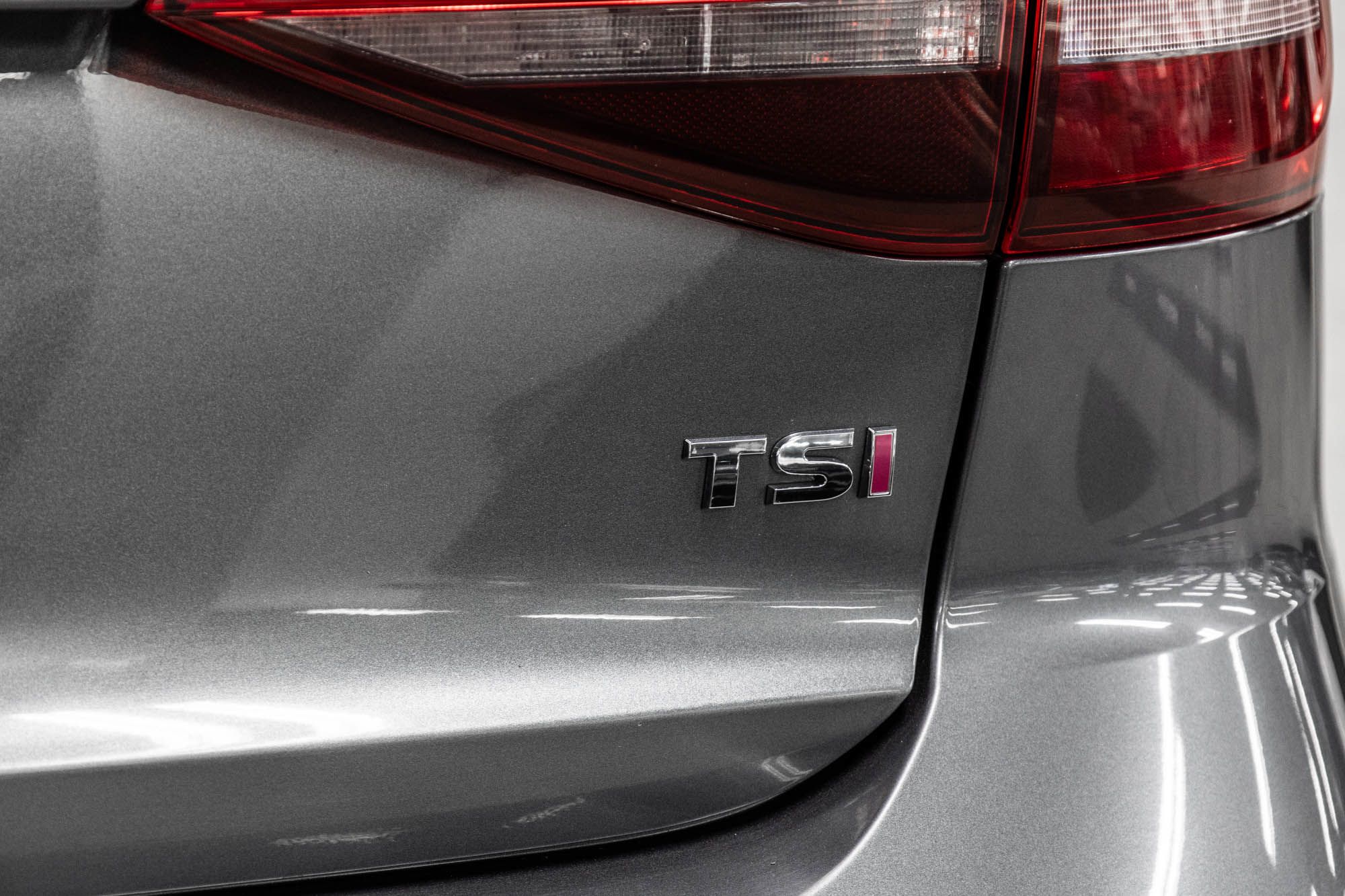 Volkswagen Jetta  2017