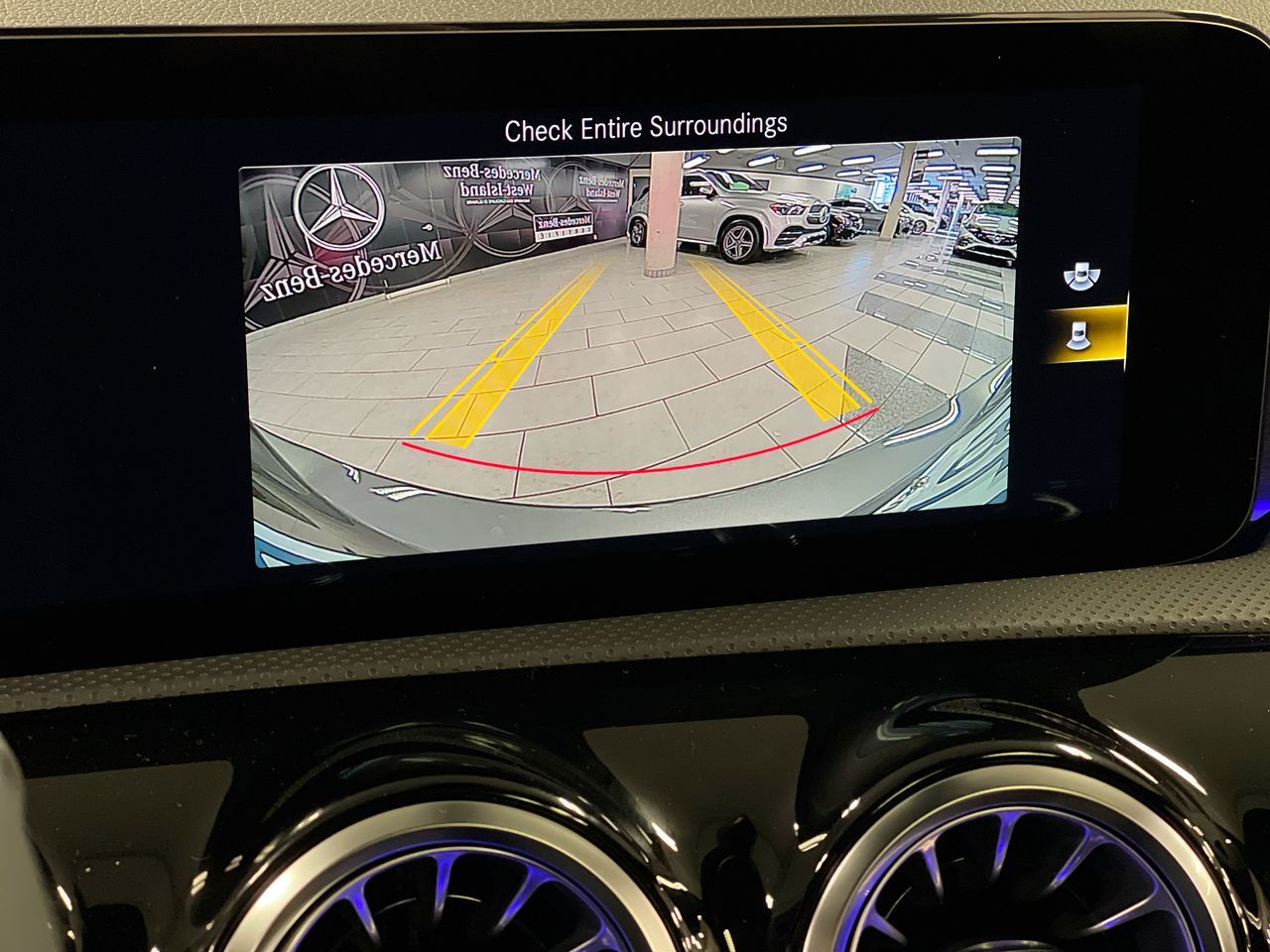 Mercedes-Benz A220  2022