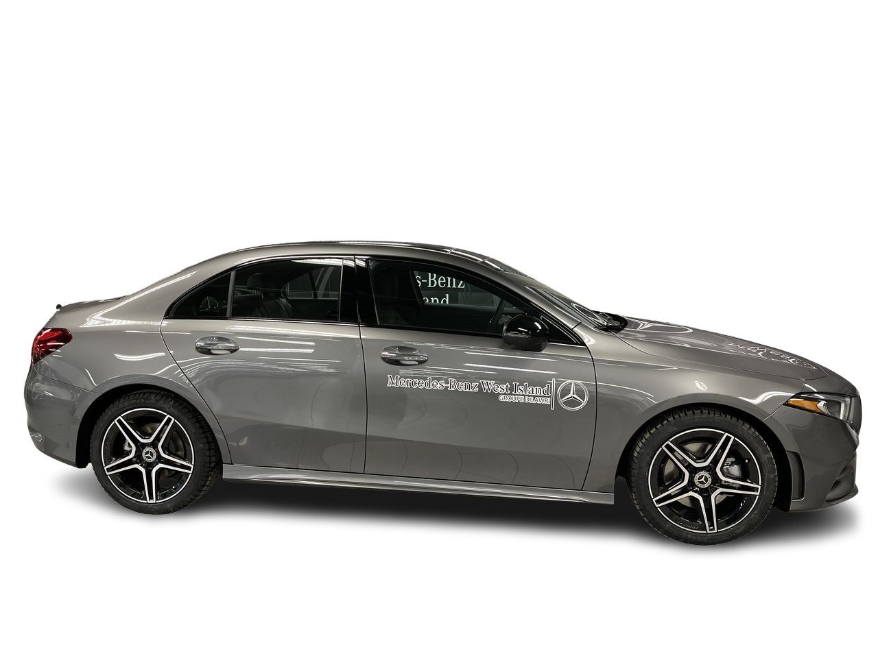 Mercedes-Benz A220  2022