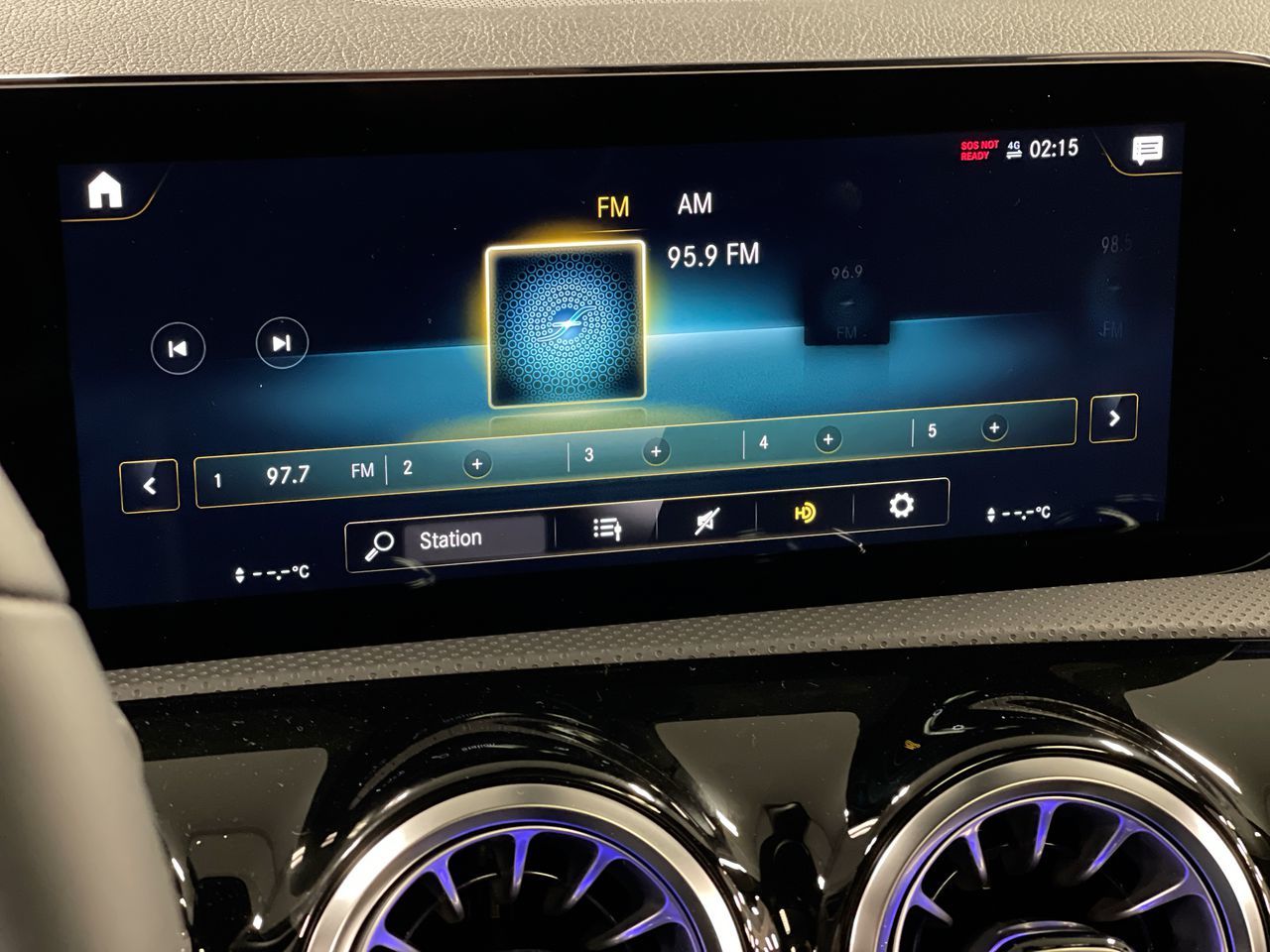 Mercedes-Benz A220  2022