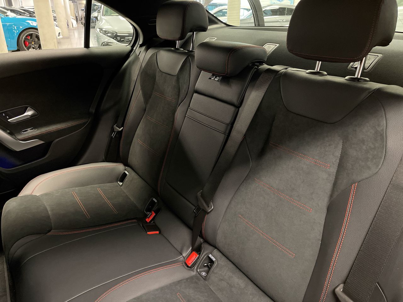 Mercedes-Benz A220  2022