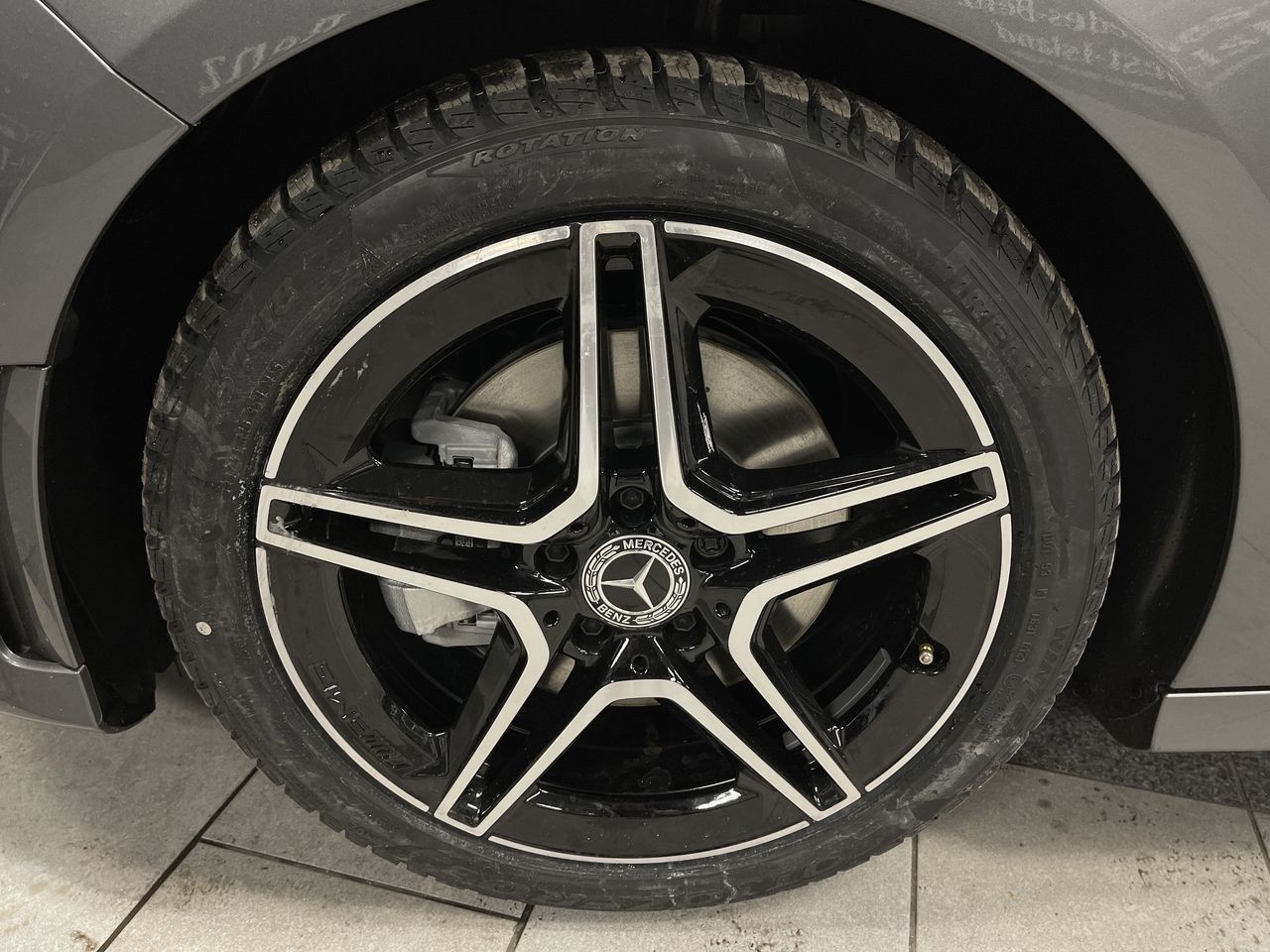 Mercedes-Benz A220  2022