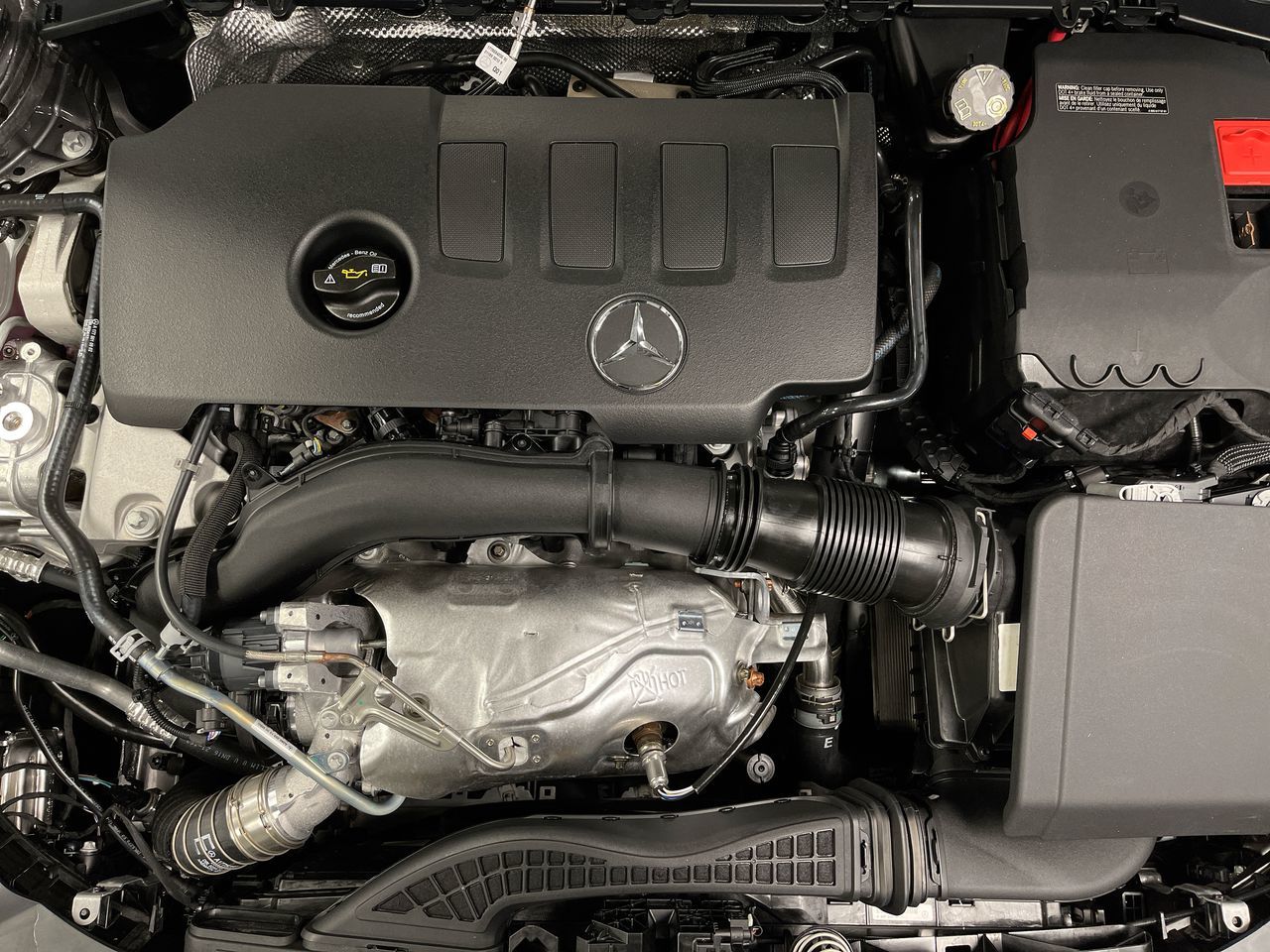 Mercedes-Benz A220  2022