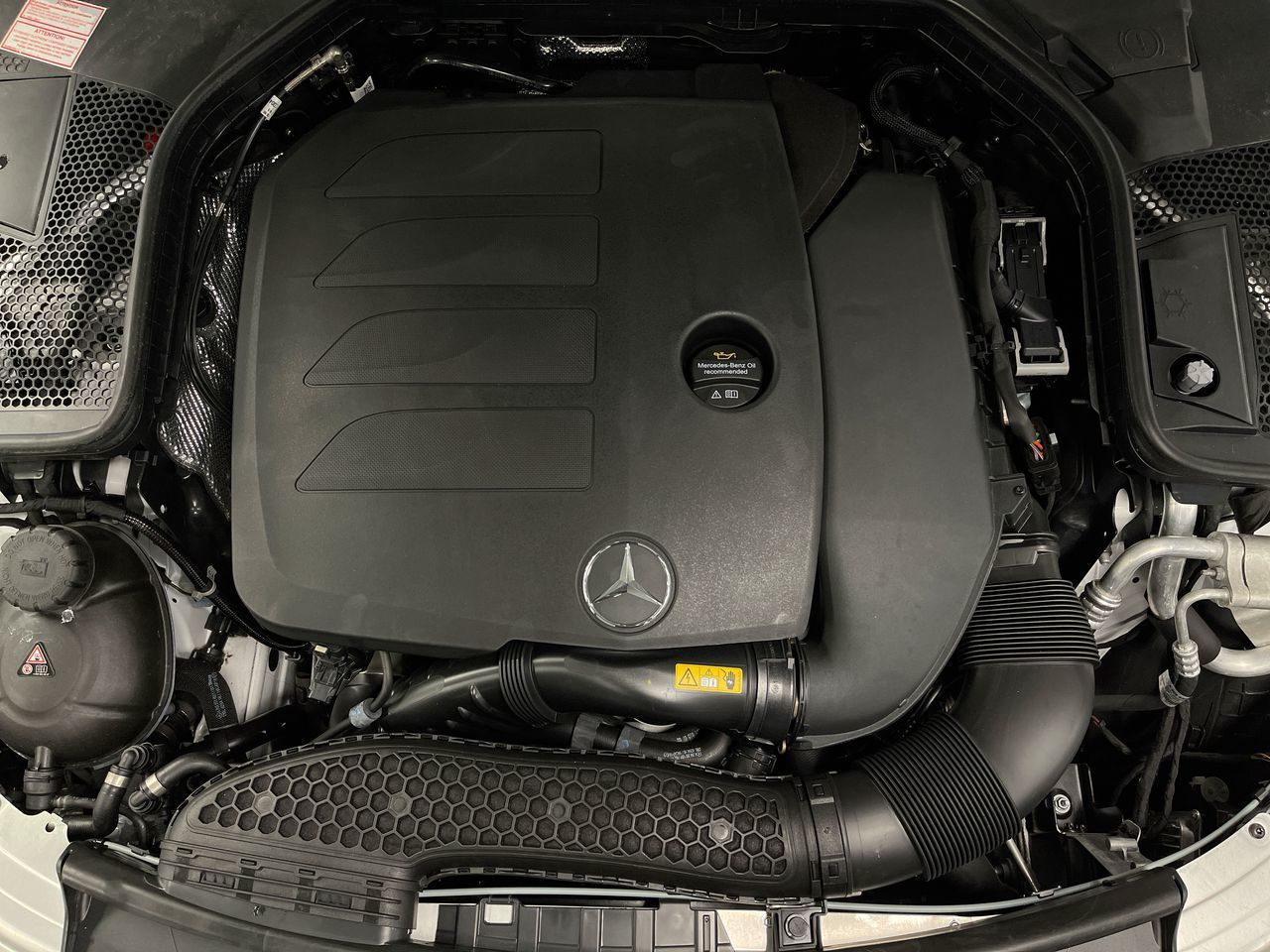 Mercedes-Benz C300  2021