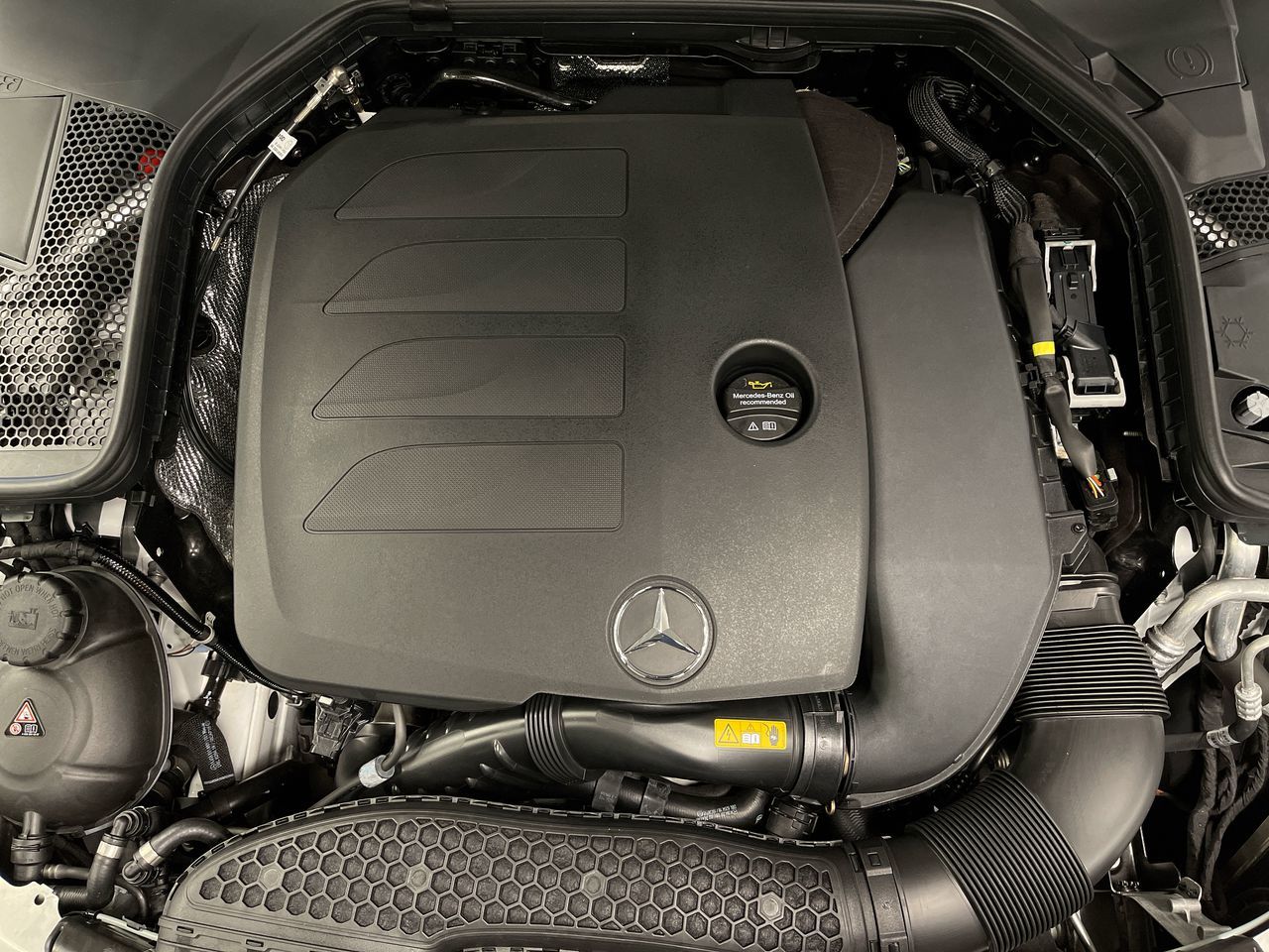Mercedes-Benz C300  2021