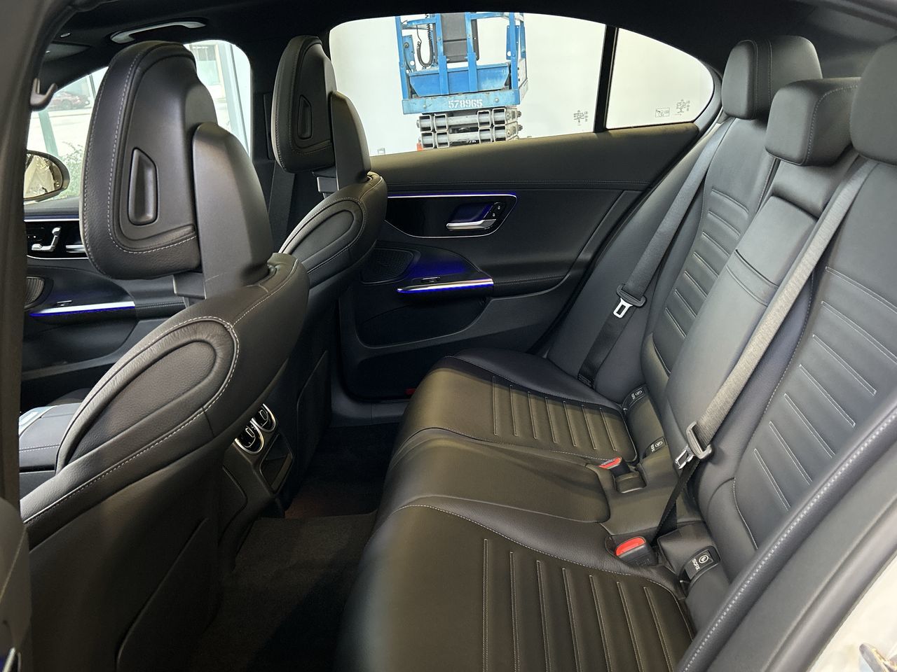 2023 Mercedes-Benz C300