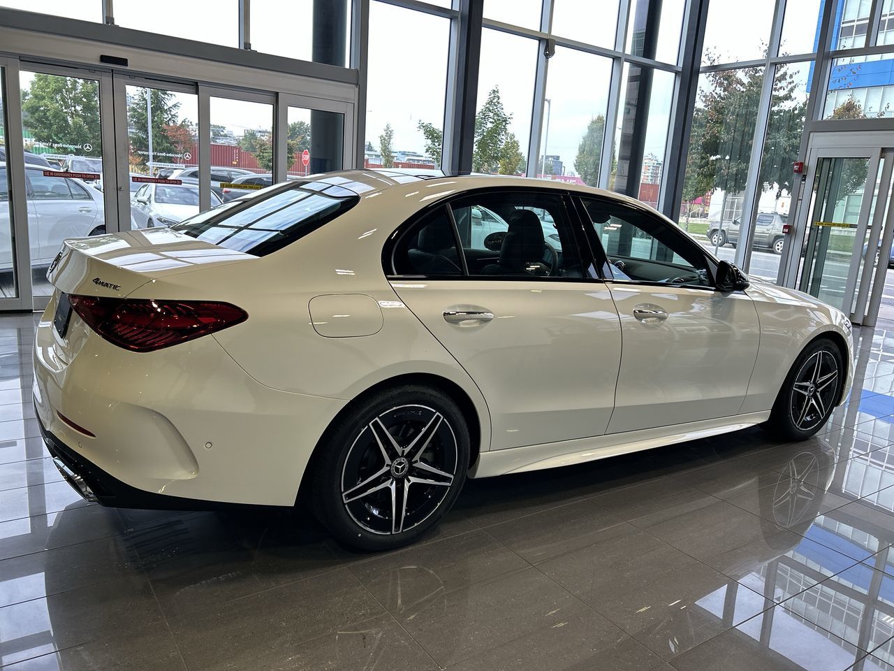 2023 Mercedes-Benz C300