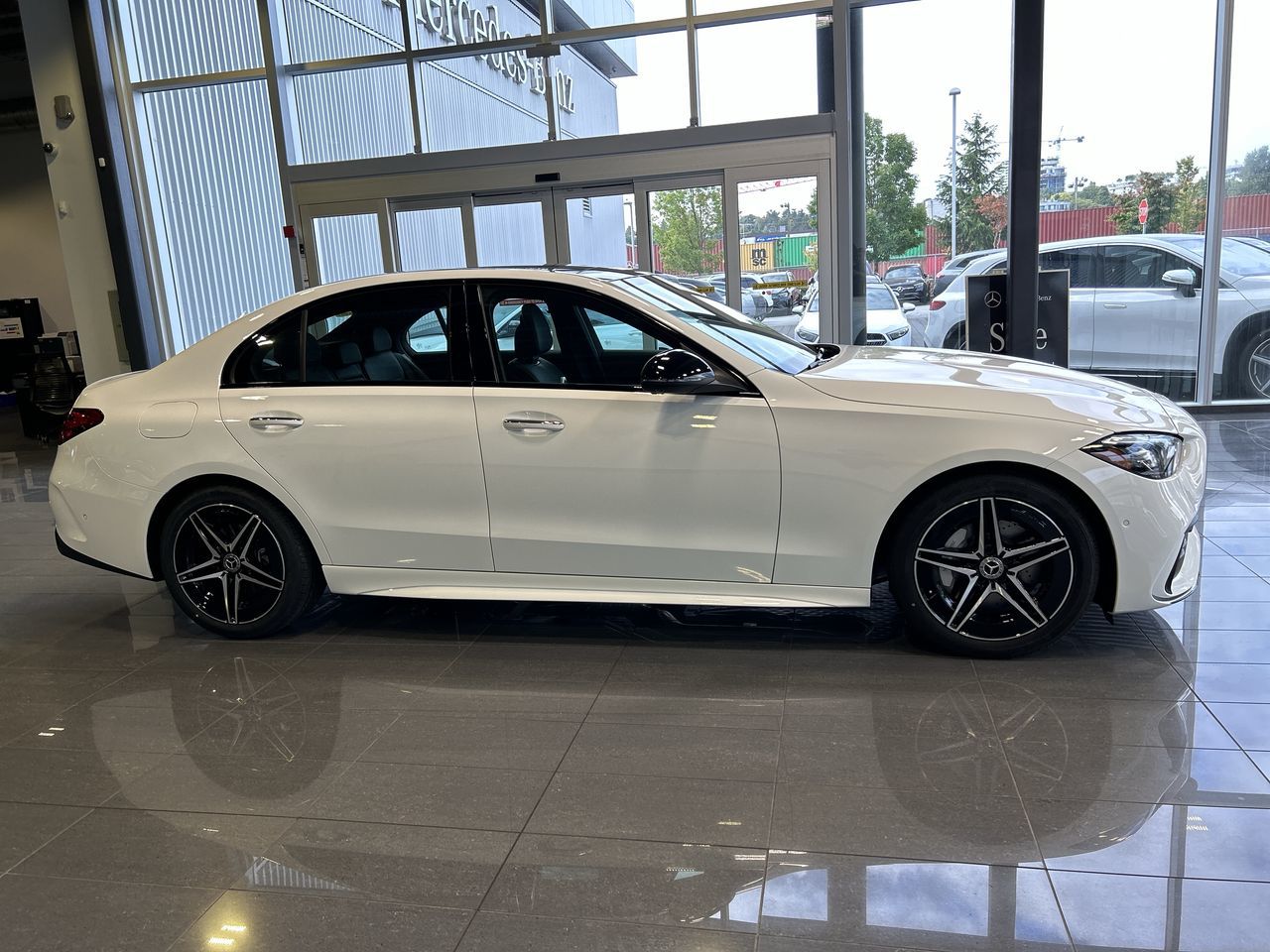 2023 Mercedes-Benz C300