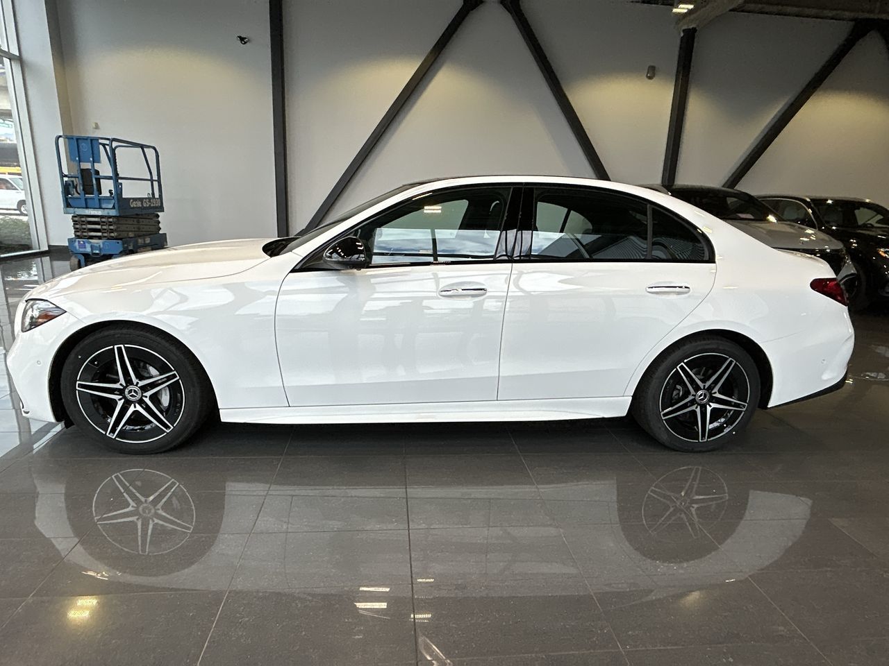 2023 Mercedes-Benz C300