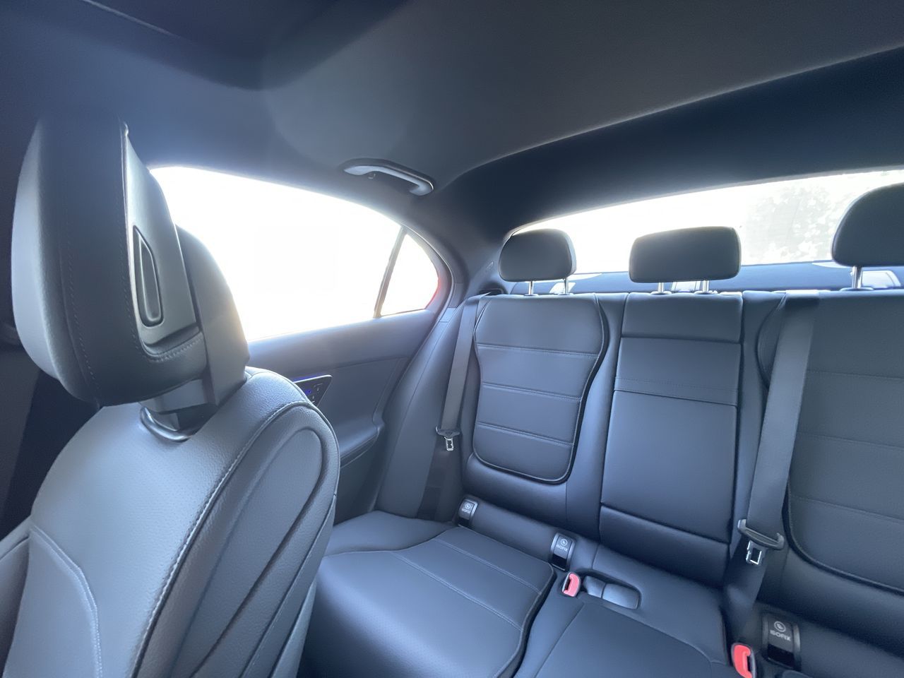 2026 Mercedes-Benz C300 in Dollard-des-Ormeaux, Quebec