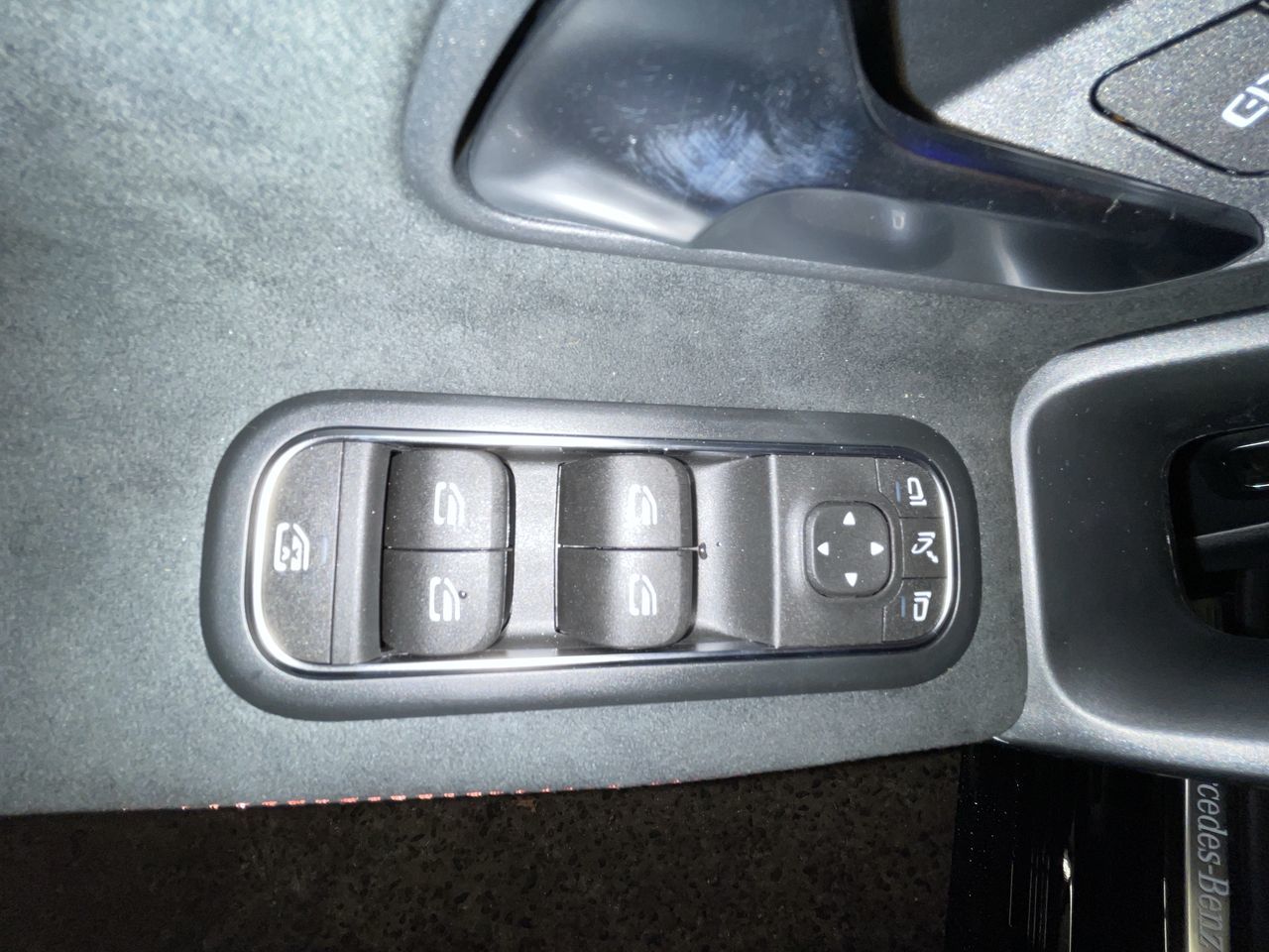 Mercedes-Benz CLA  2025