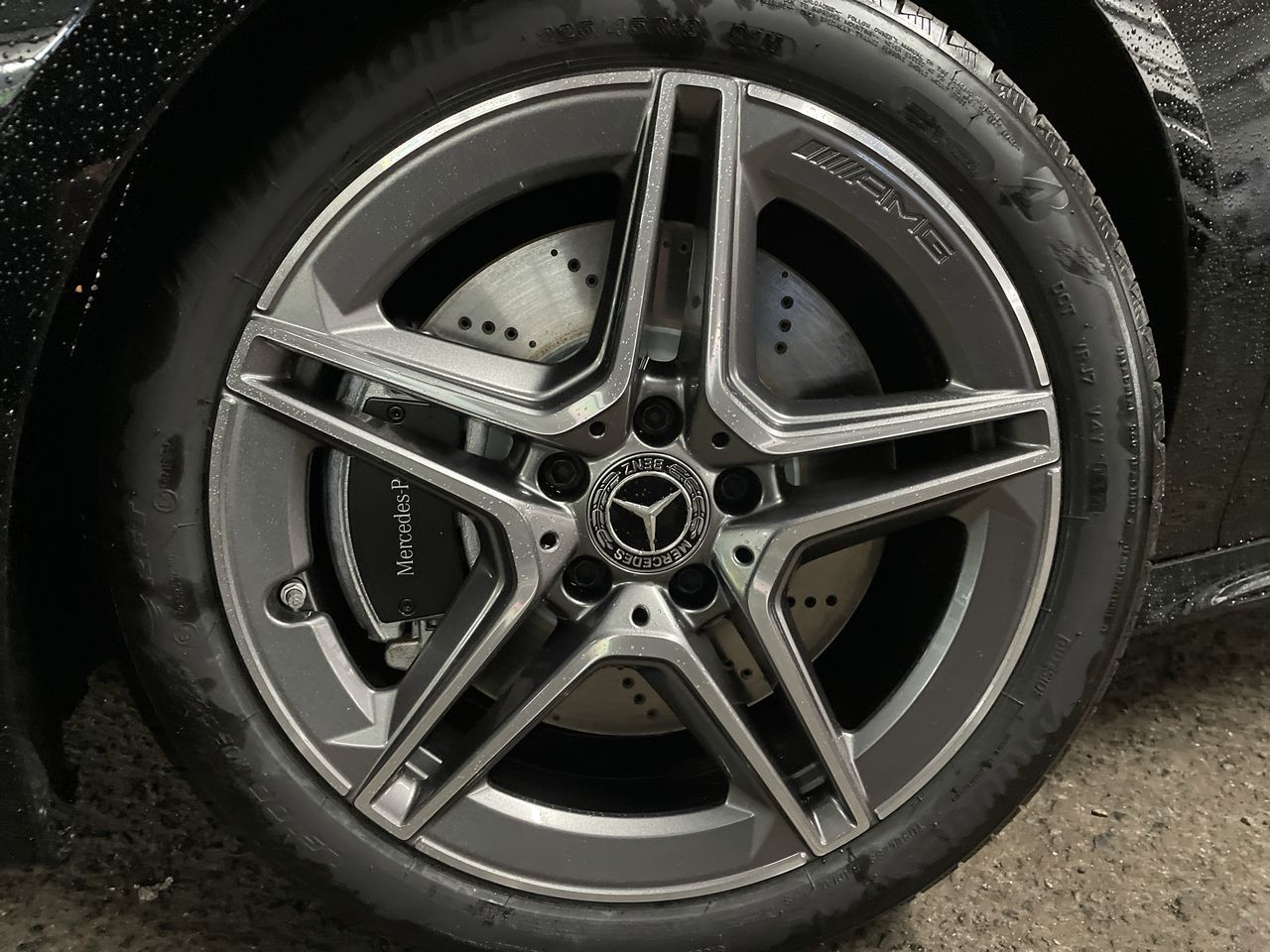 Mercedes-Benz CLA  2025