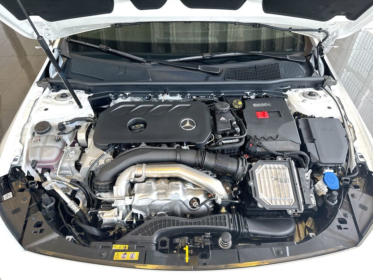 Mercedes-Benz CLA  2026