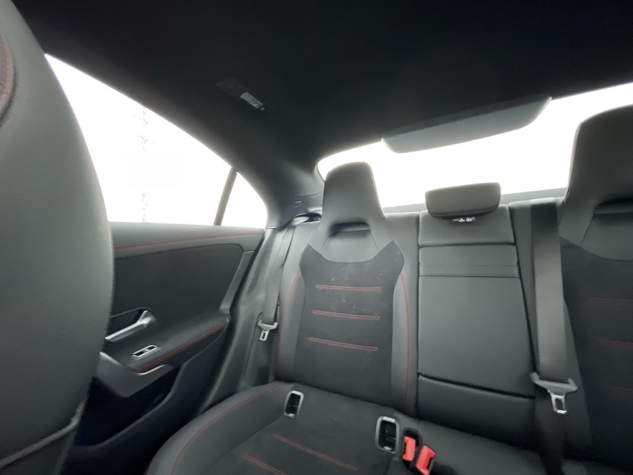 Mercedes-Benz CLA  2026