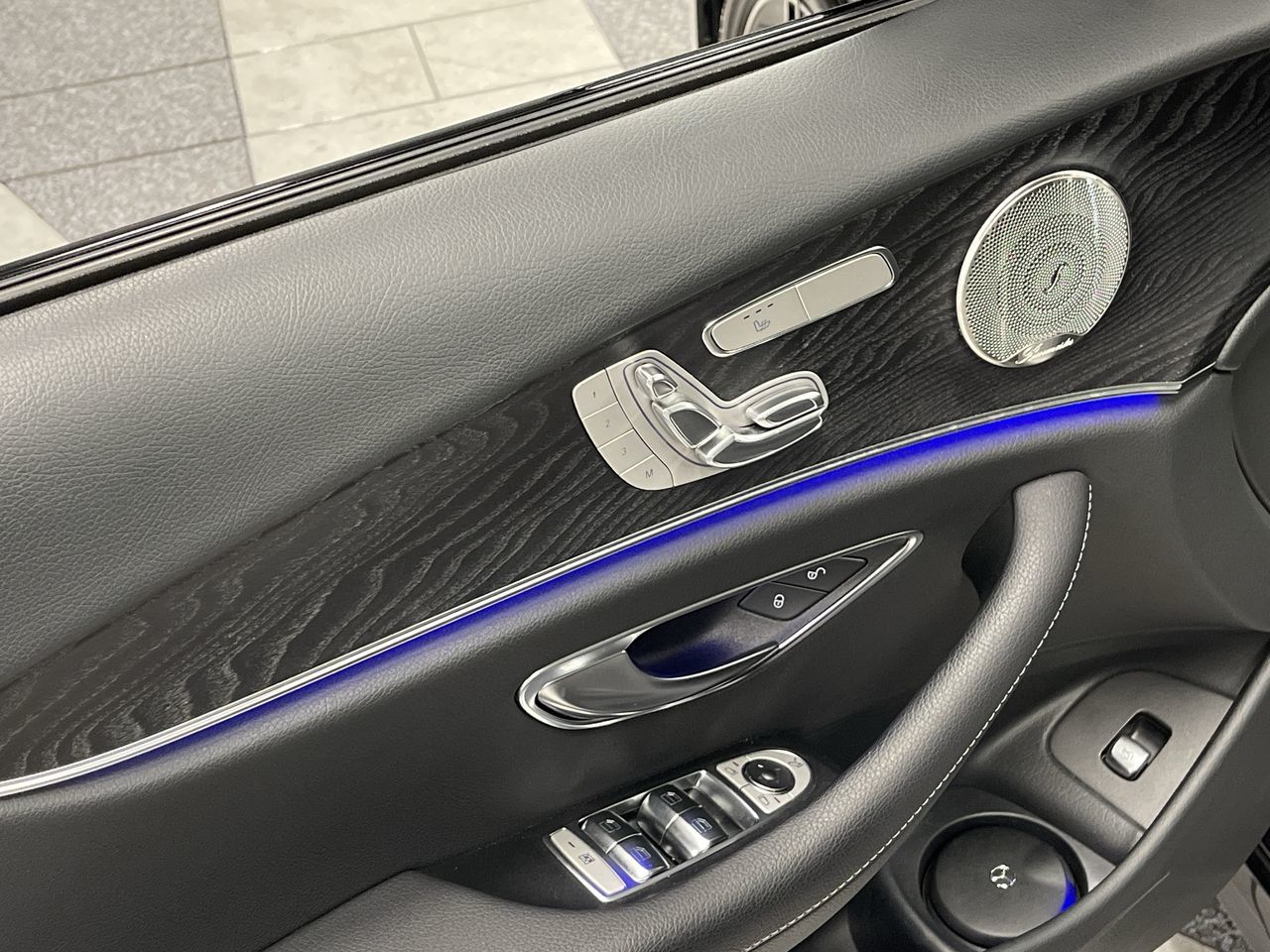 2021 Mercedes-Benz E350 in Dollard-des-Ormeaux, Quebec